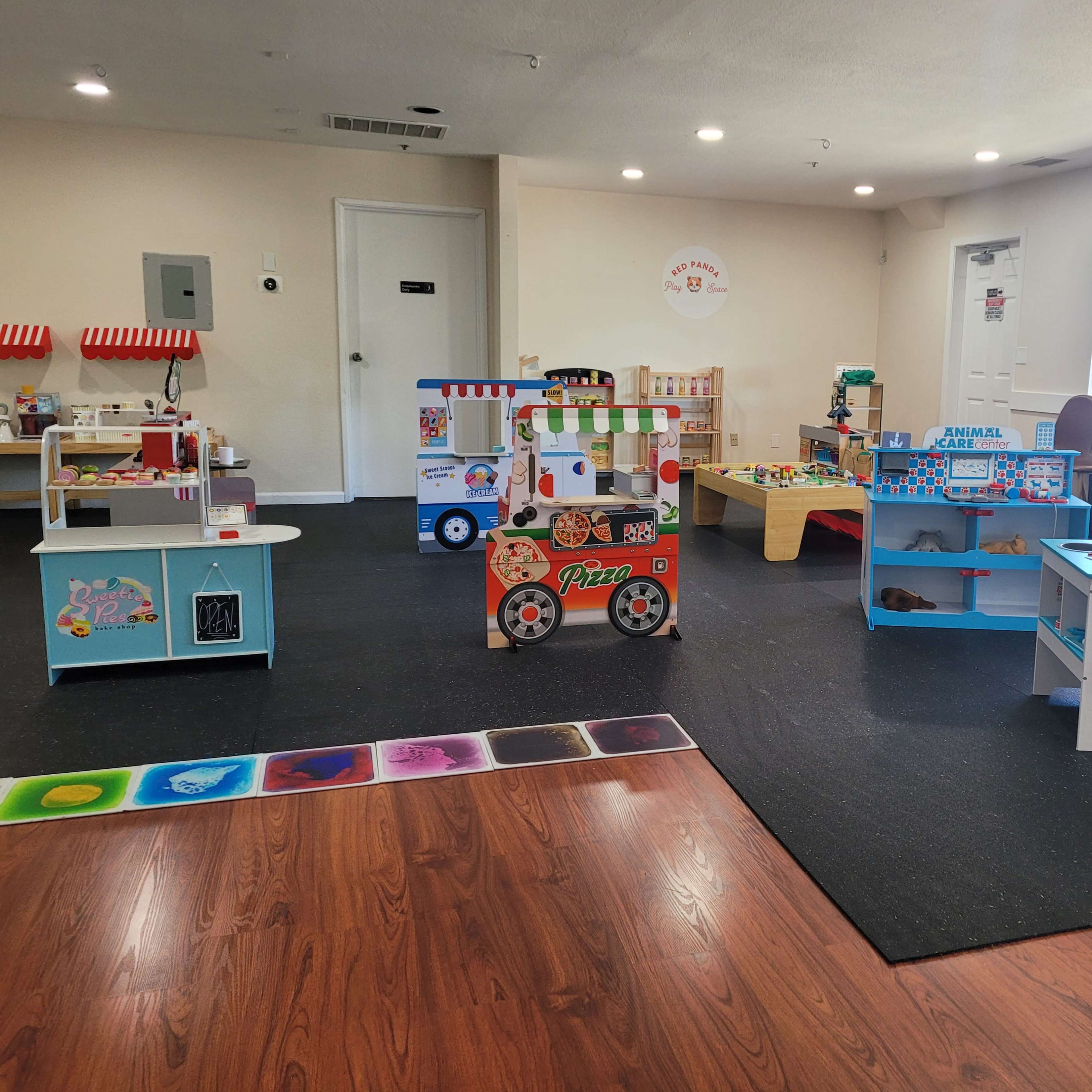Family Friendly Venue in Downtown Castro Valley Image in Castro Valley, Castro Valley, CA