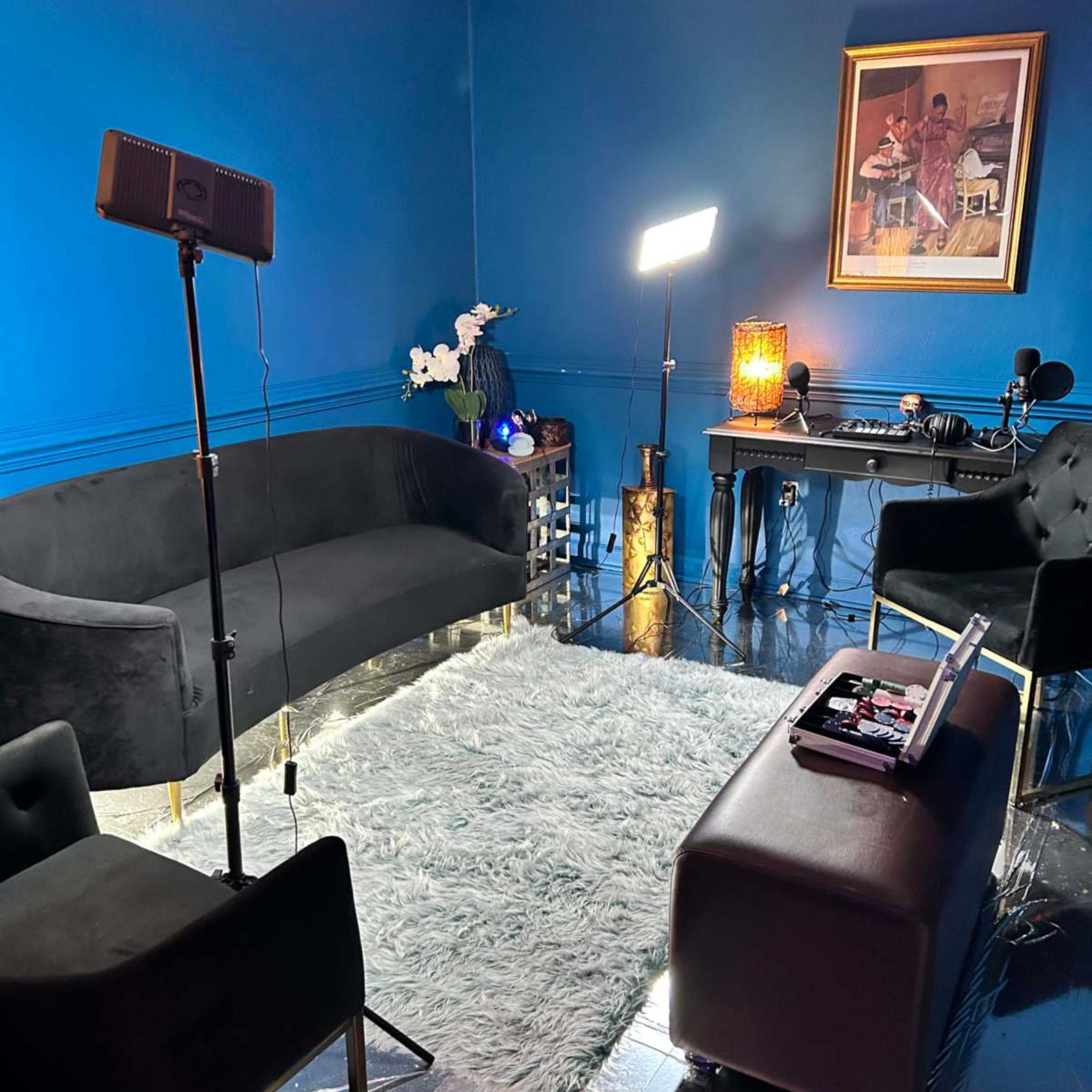 Jaxson Brown Studio in the Virginia Beach Town Center area! Image in North Central, Virginia Beach, VA