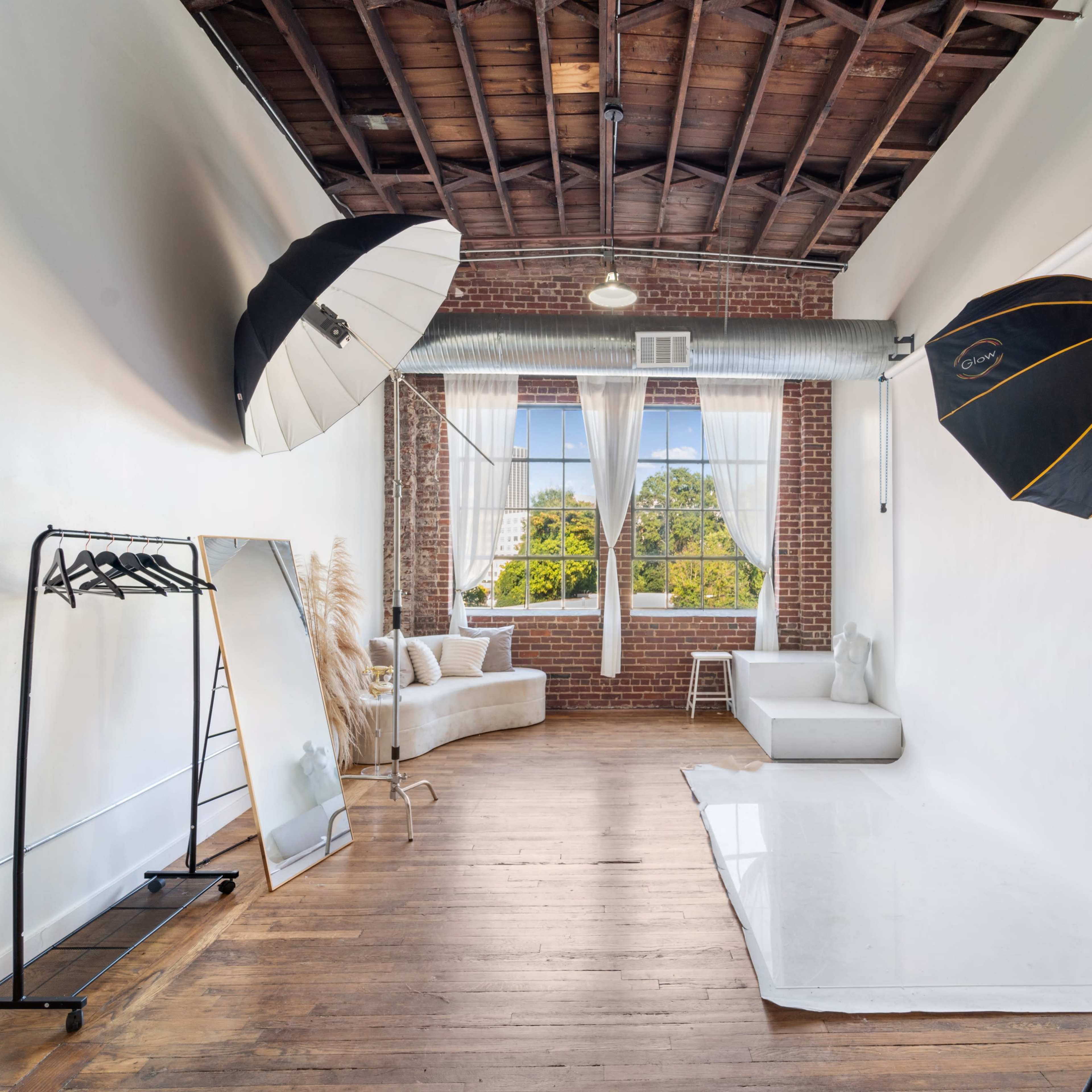 Downtown Loft with city view Image in Downtown Atlanta, Atlanta, GA