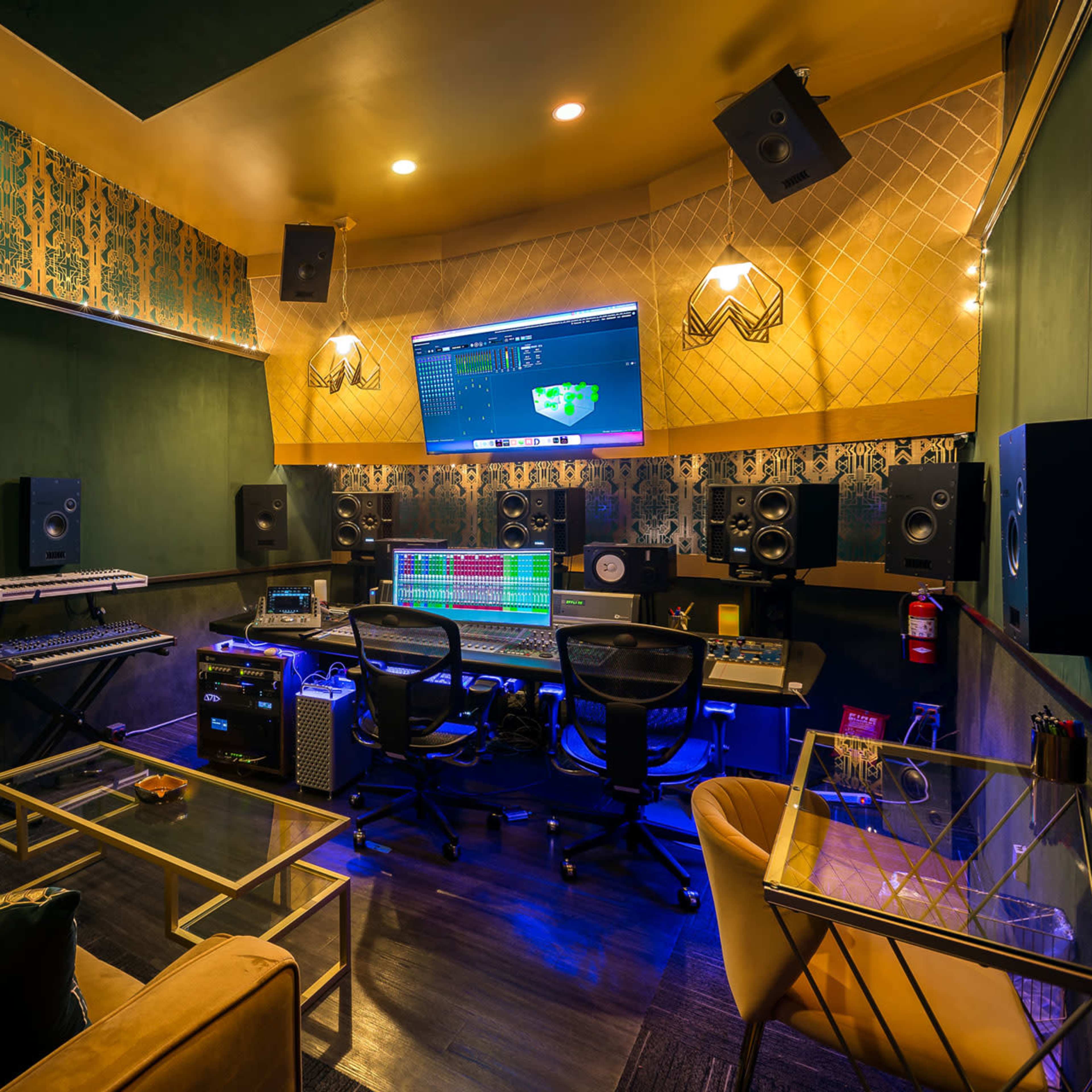 Clear Lake Recording Studios: Studio B Image in North Hollywood, Los Angeles, CA
