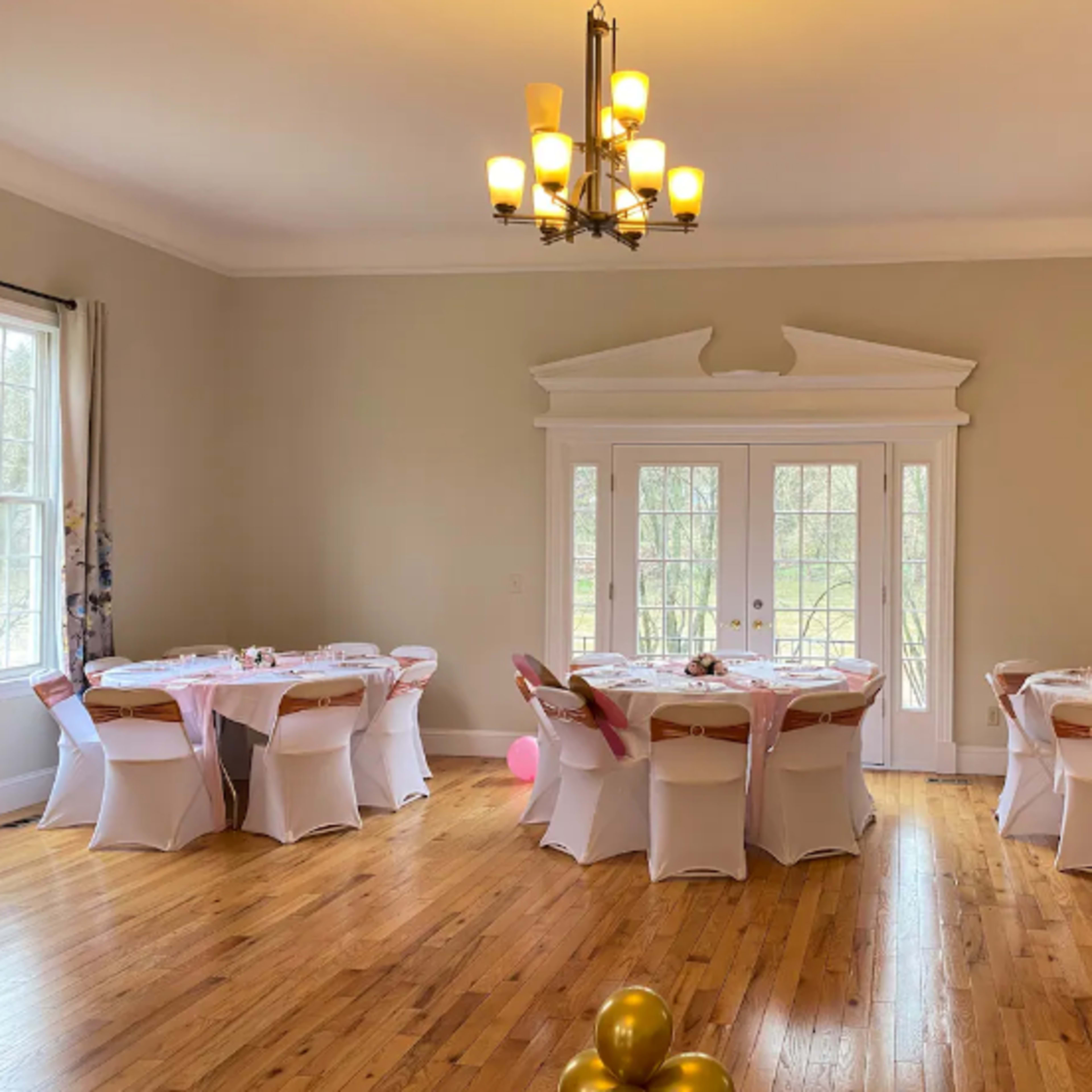 Beautiful River front home with private pool Image in Harmony, Phillipsburg, NJ