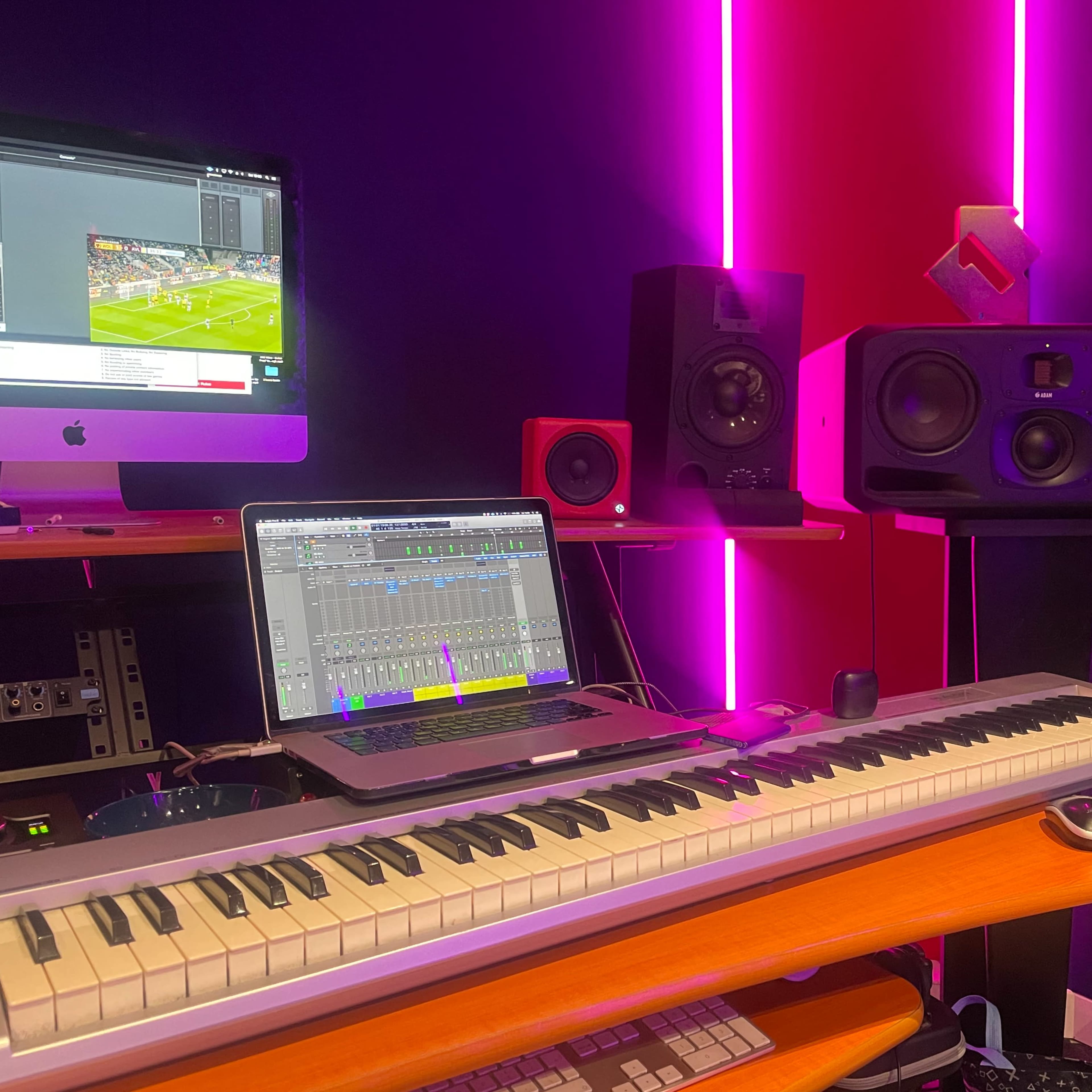 Fully equipped recording studio Image in Acton, London, England