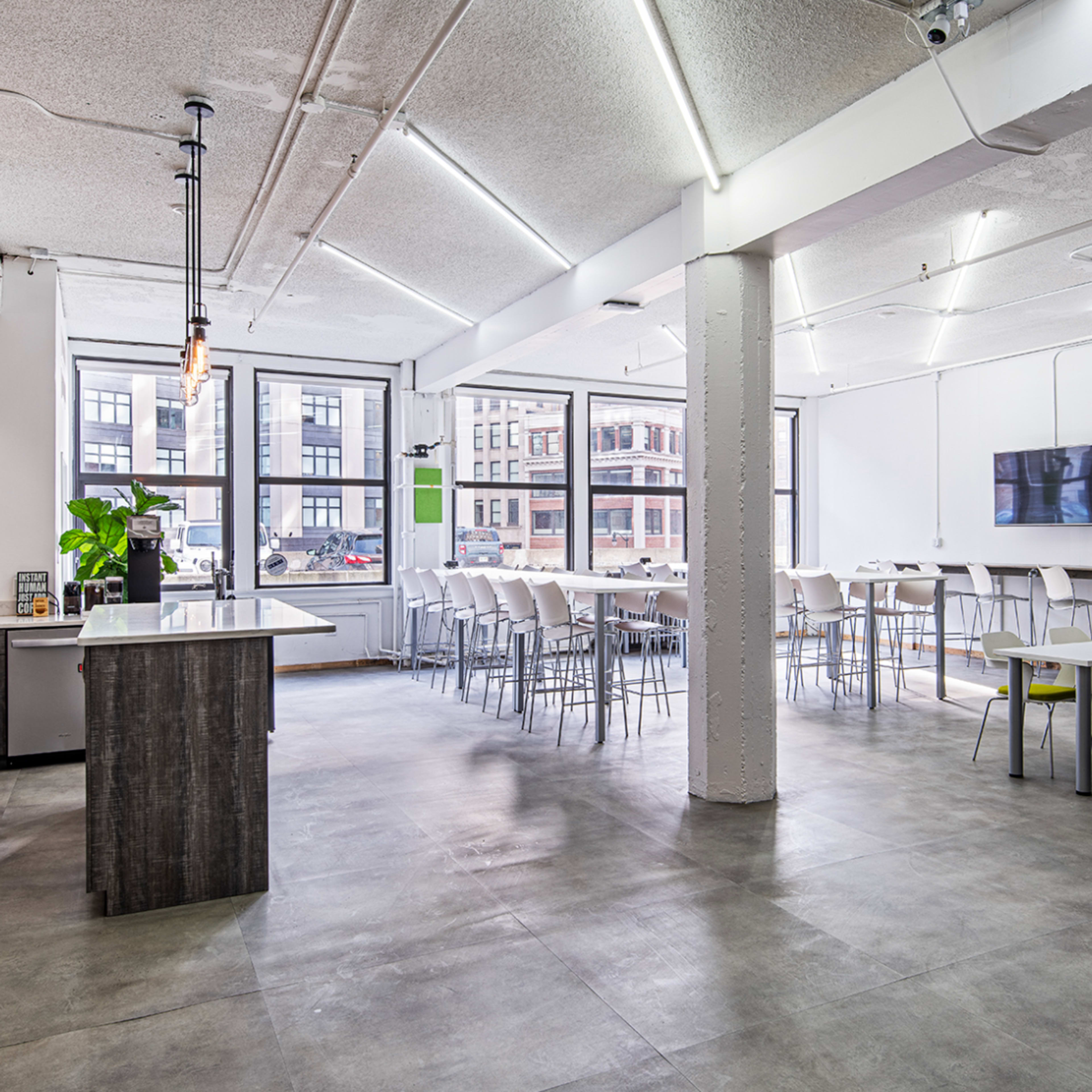Downtown Cafe Space with Views Image in Downtown Detroit, Detroit, MI