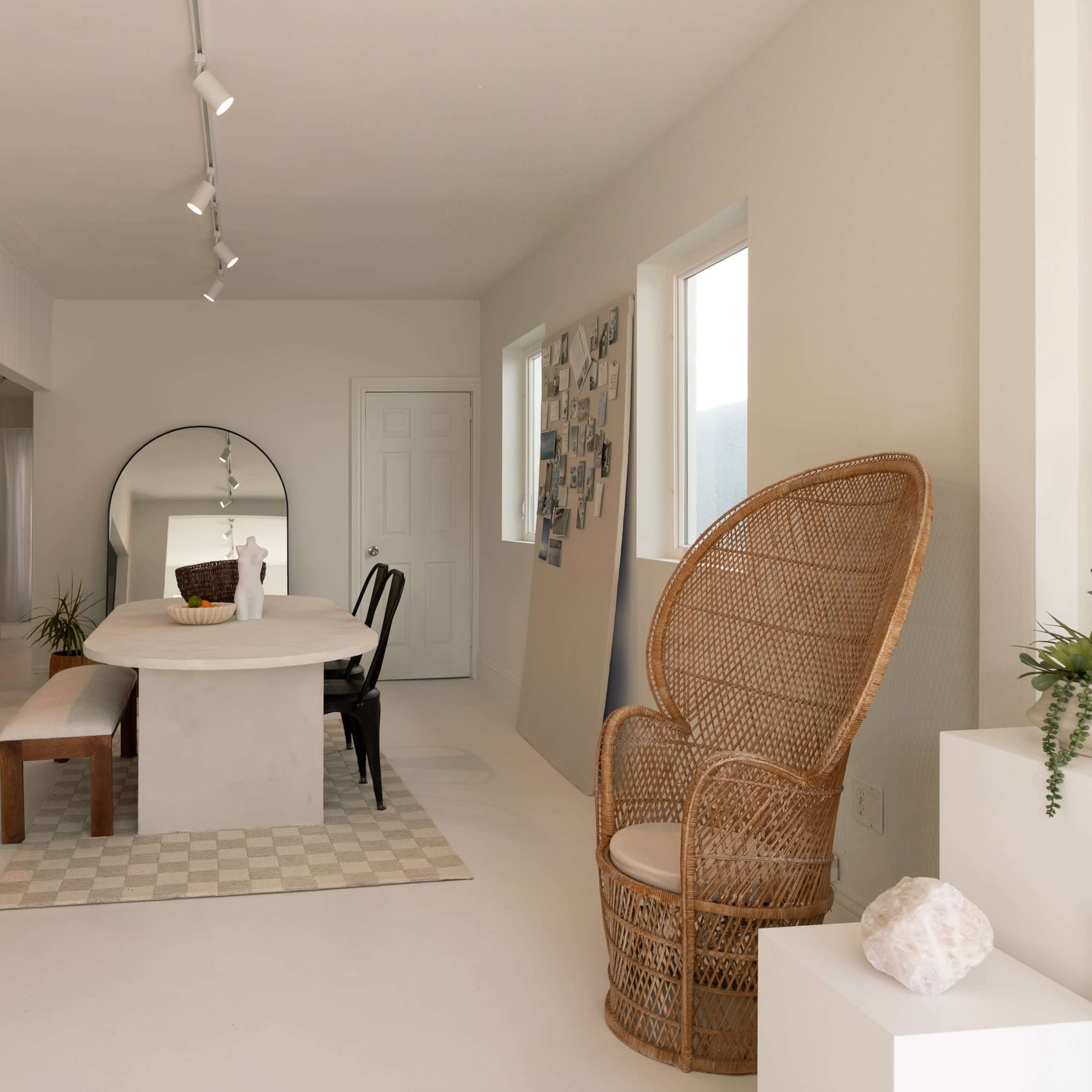 Breathing Stardust - A Calm and Organic Modern Space for Creative Projects Image in Vero Beach, Vero Beach, FL