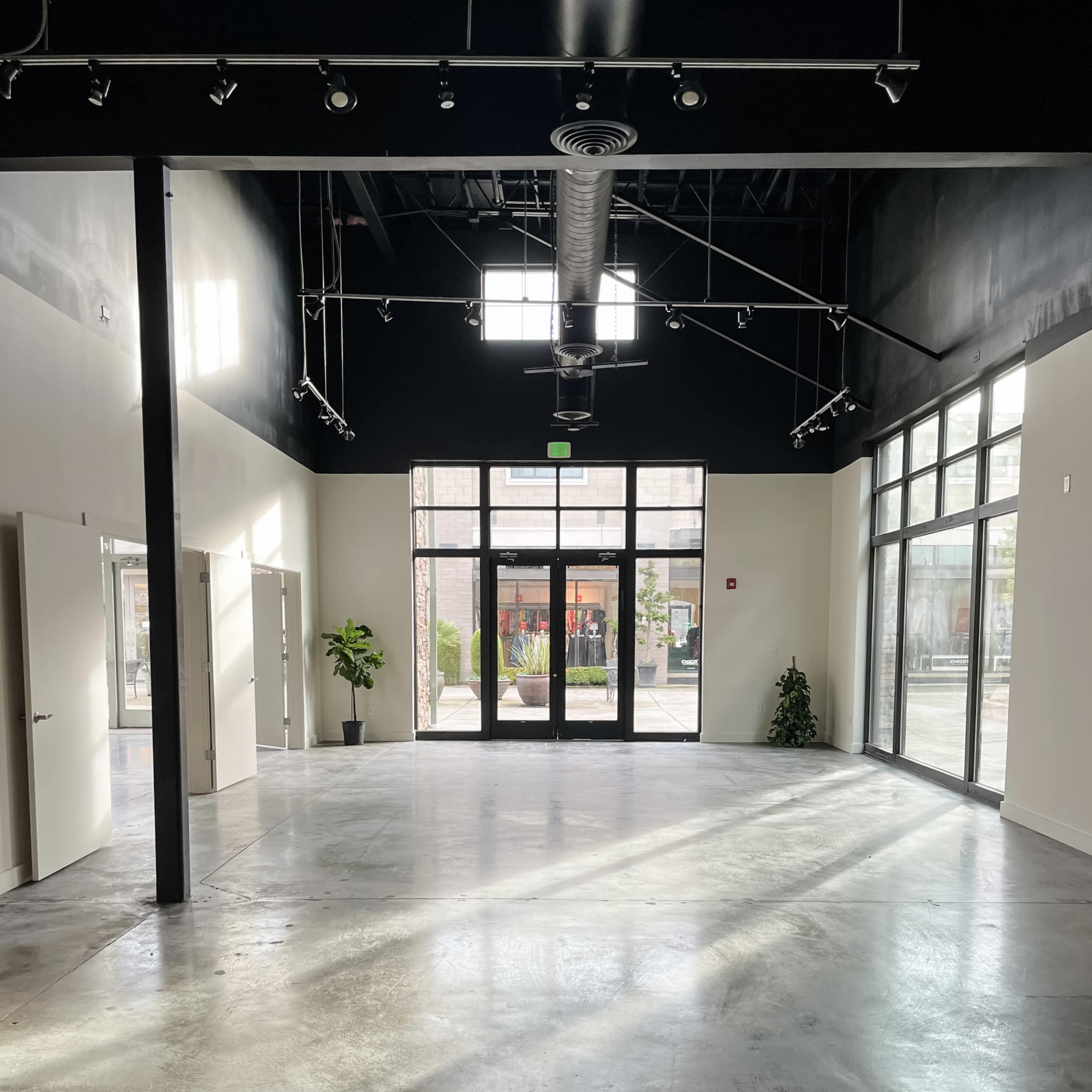Light-filled Open Boutique Event Venue Image in Gig Harbor, Gig Harbor, WA