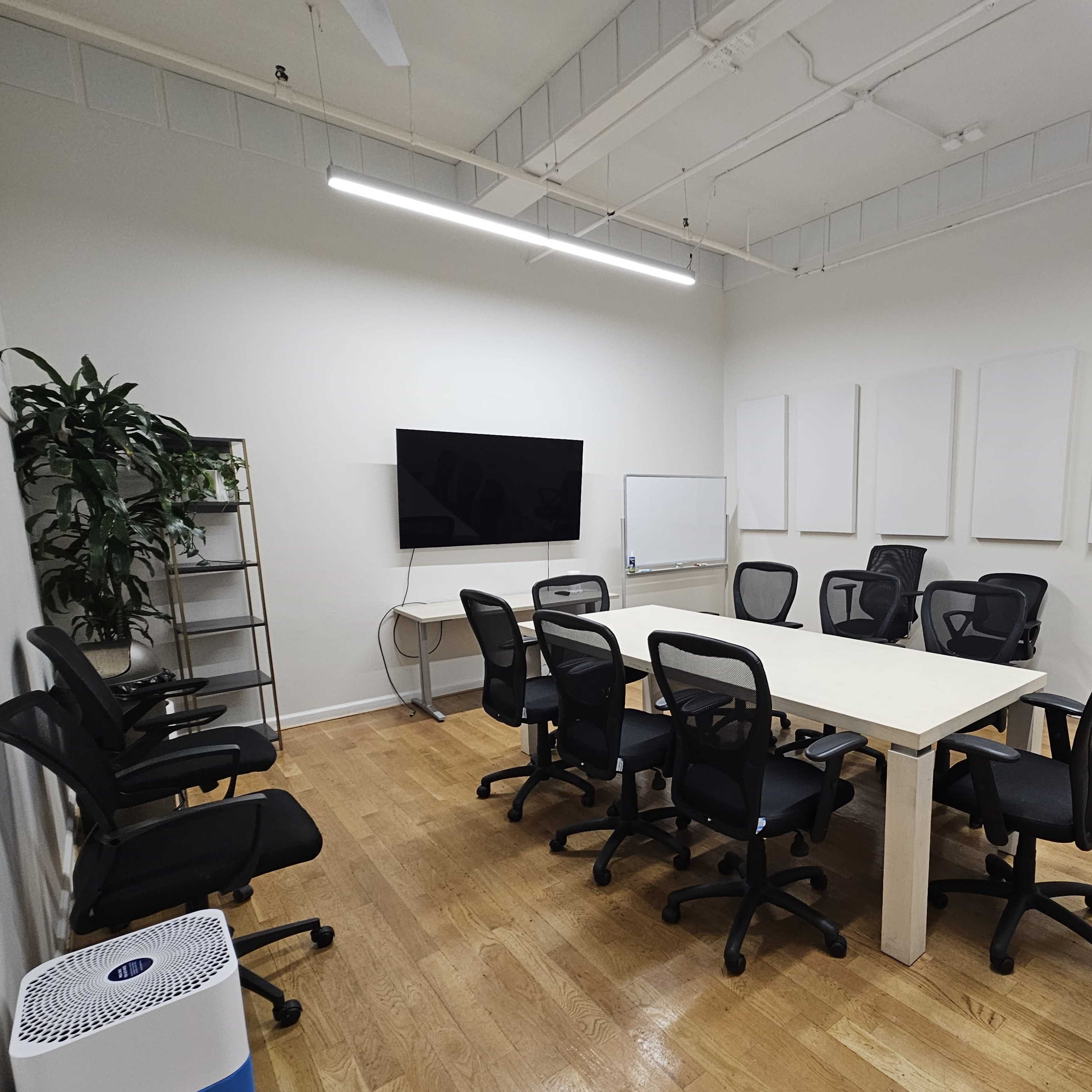 Private  Chelsea Office with Flatscreen TV 3-4 Image in Midtown Manhattan, New York, NY