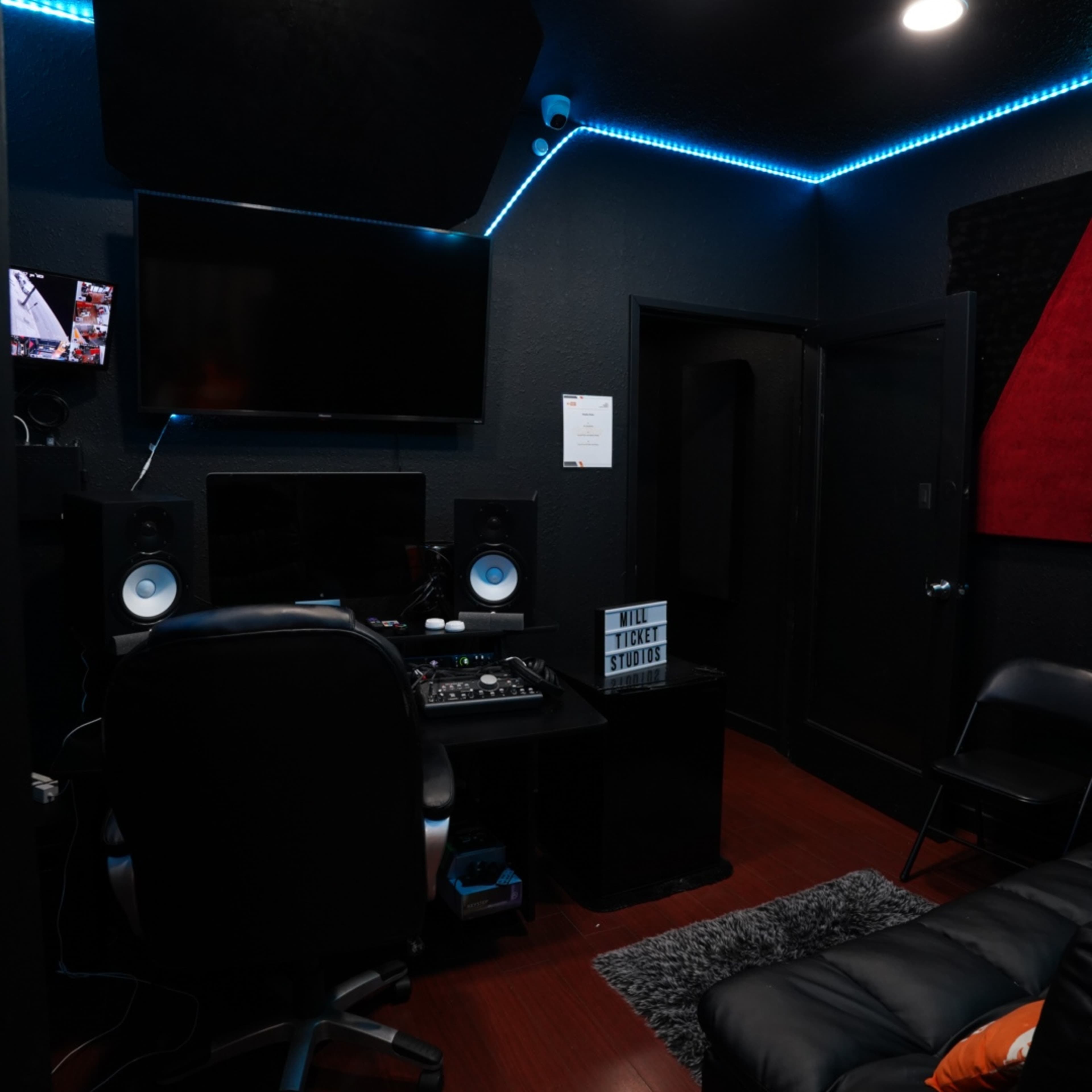 Recording Studio Image in Central LA, Los Angeles, CA
