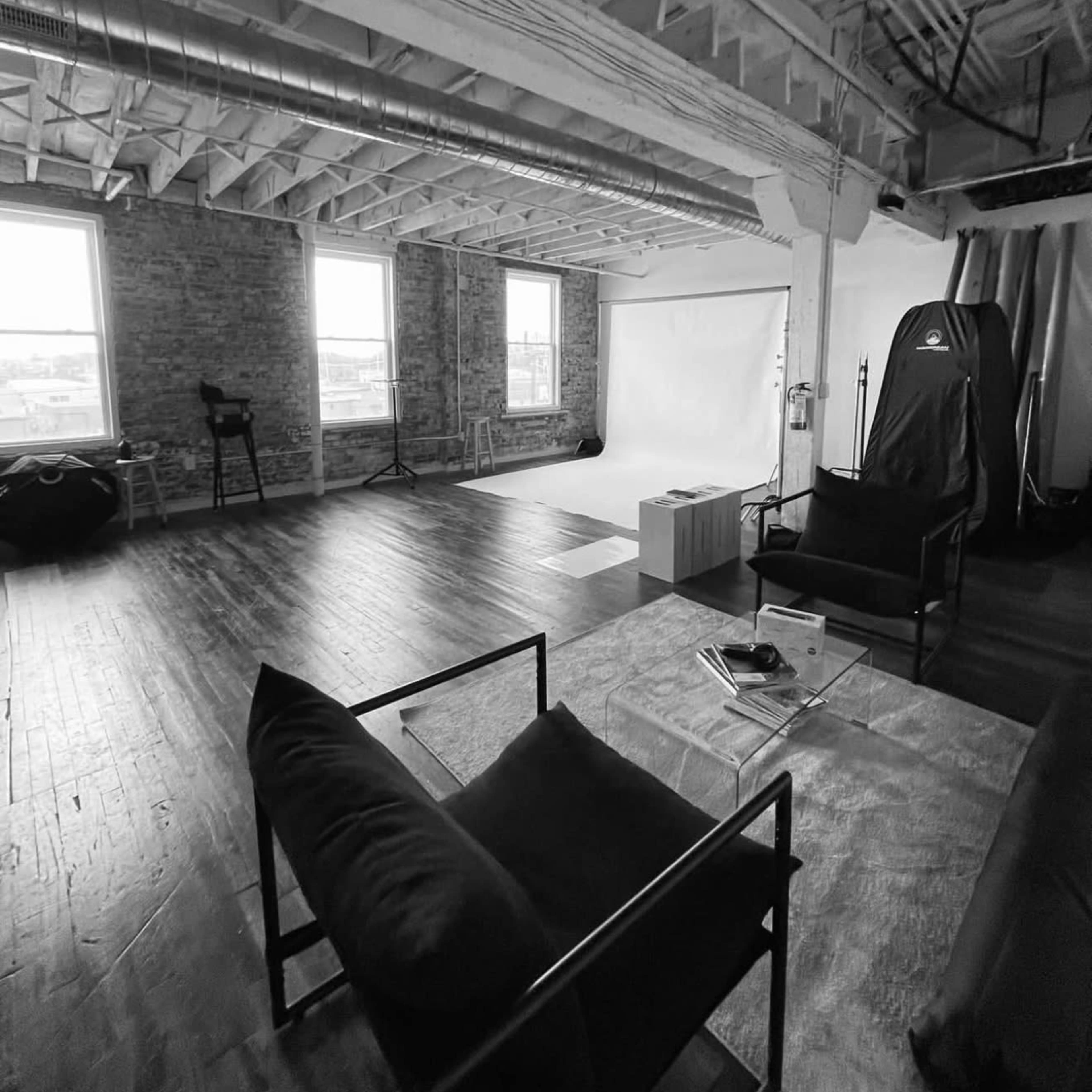 A loft style photo studio Image in South Columbus, Columbus, OH