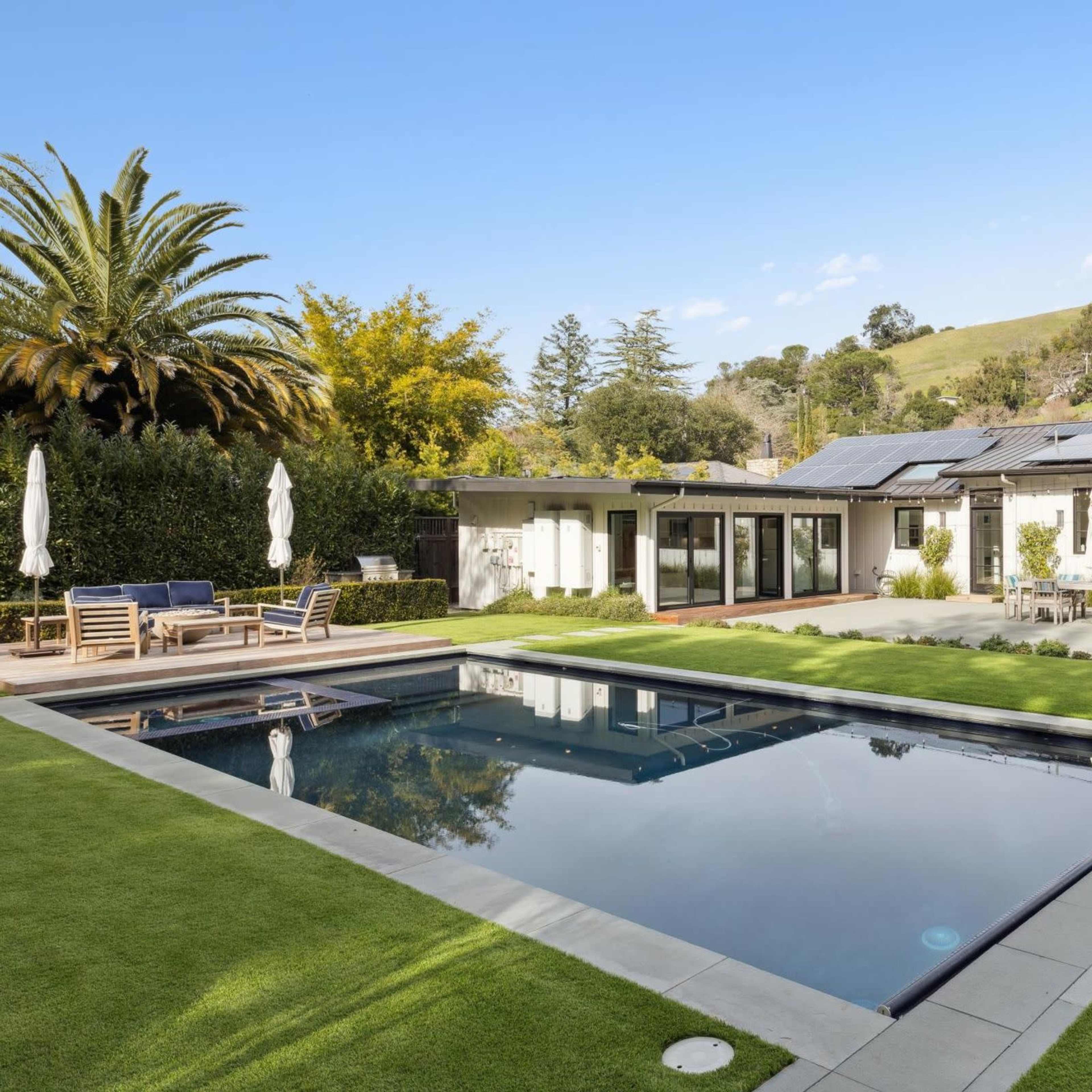 Stunning Spacious & Newly Renovated Resort Style Ranch Home Image in Sleepy Hollow, San Anselmo, CA