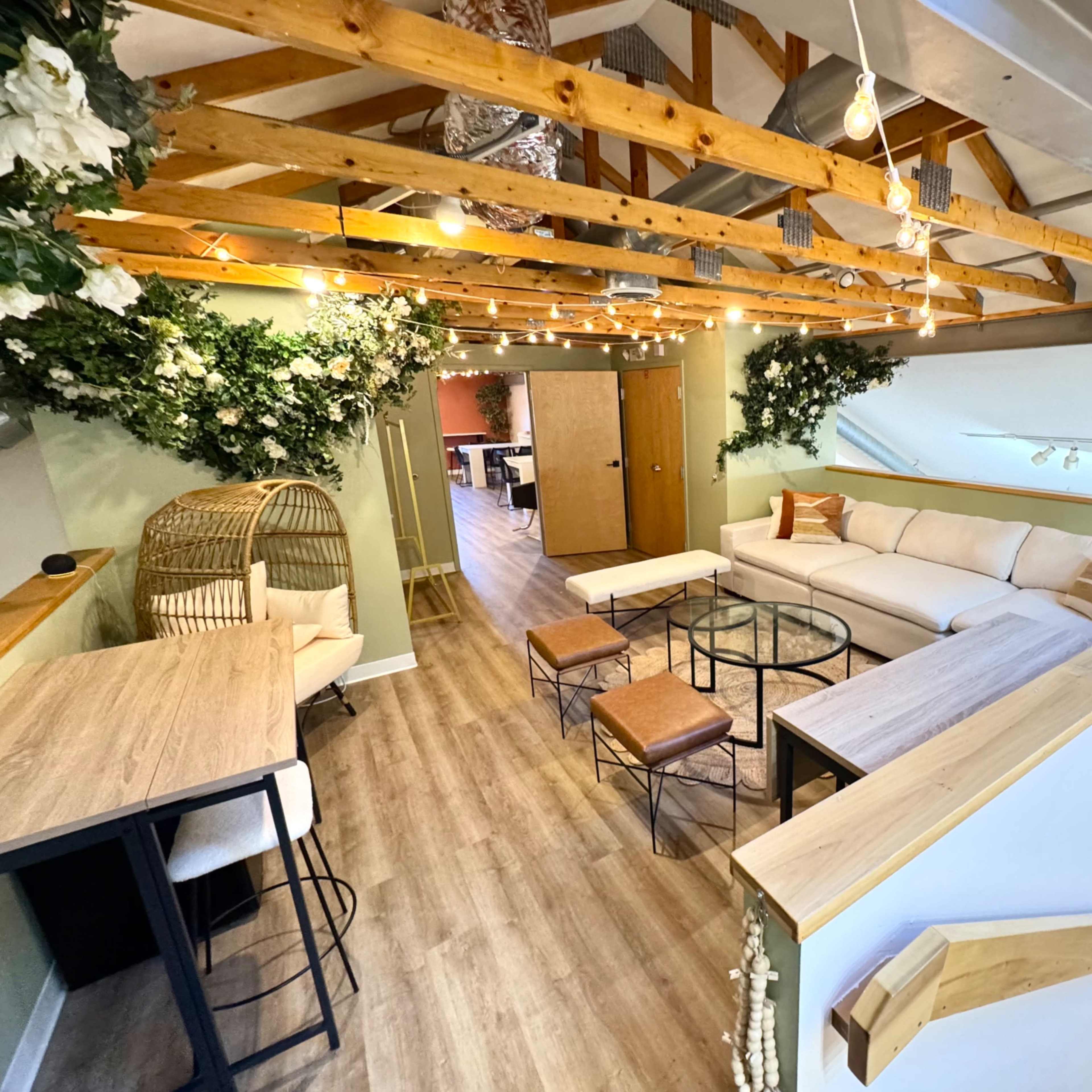Grandview multipurpose mid century space Image in Fifth by Northwest, Columbus, OH