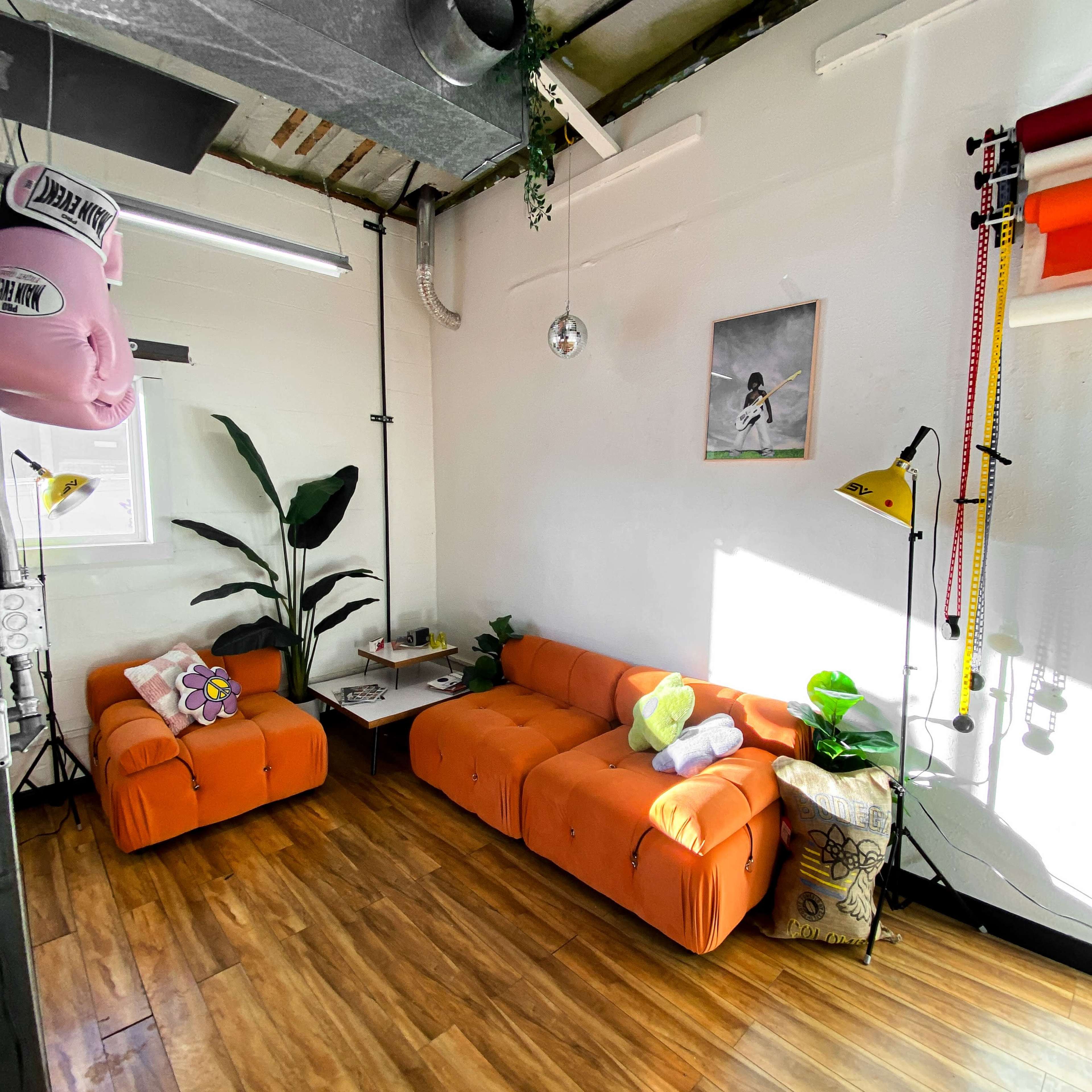 Versatile Studio Space - Perfect for Photoshoots, Art Shows, and Pop-Up Events Image in Baker, Denver, CO
