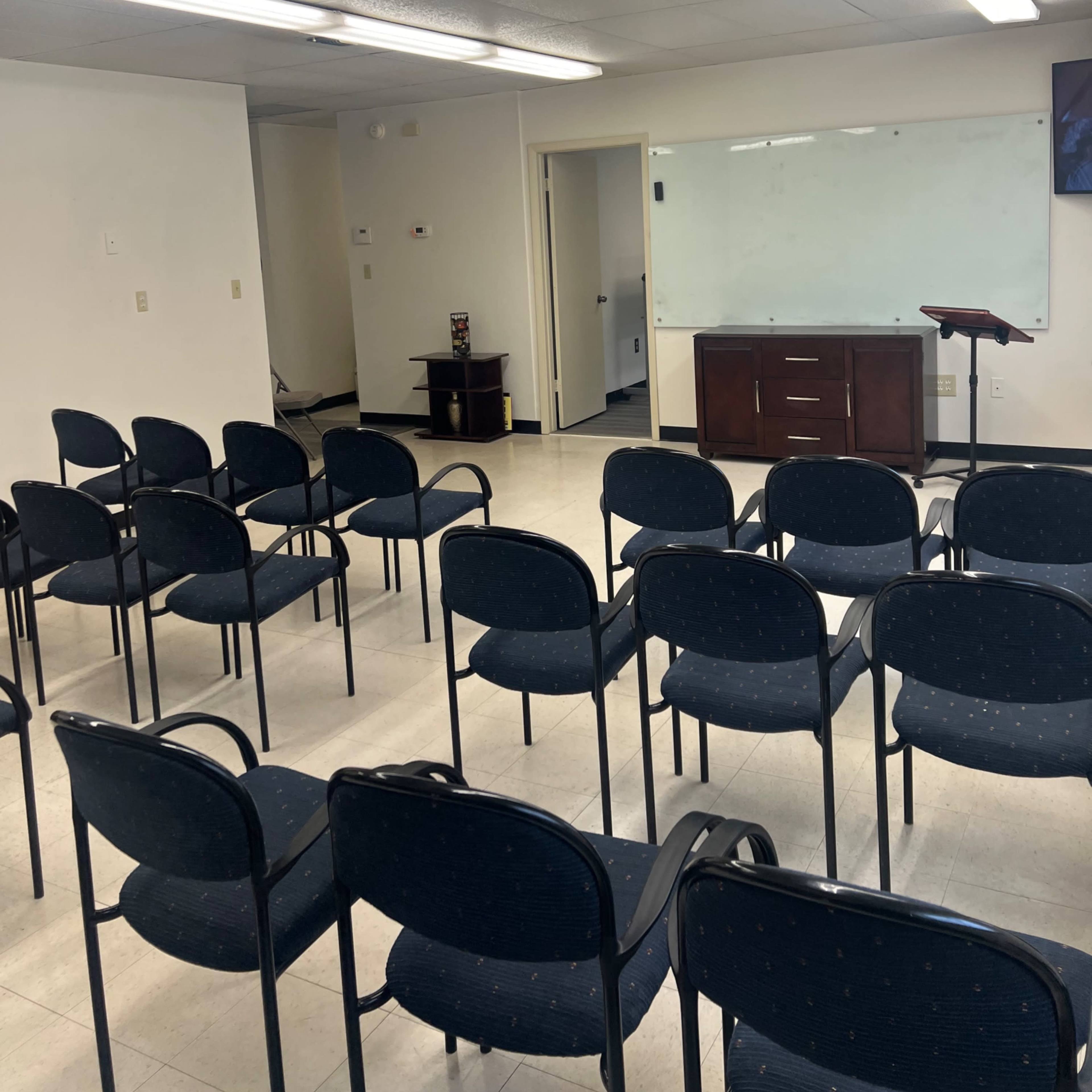 Midtown spacious meeting hall Image in Griffin Hgts, Tallahassee, FL
