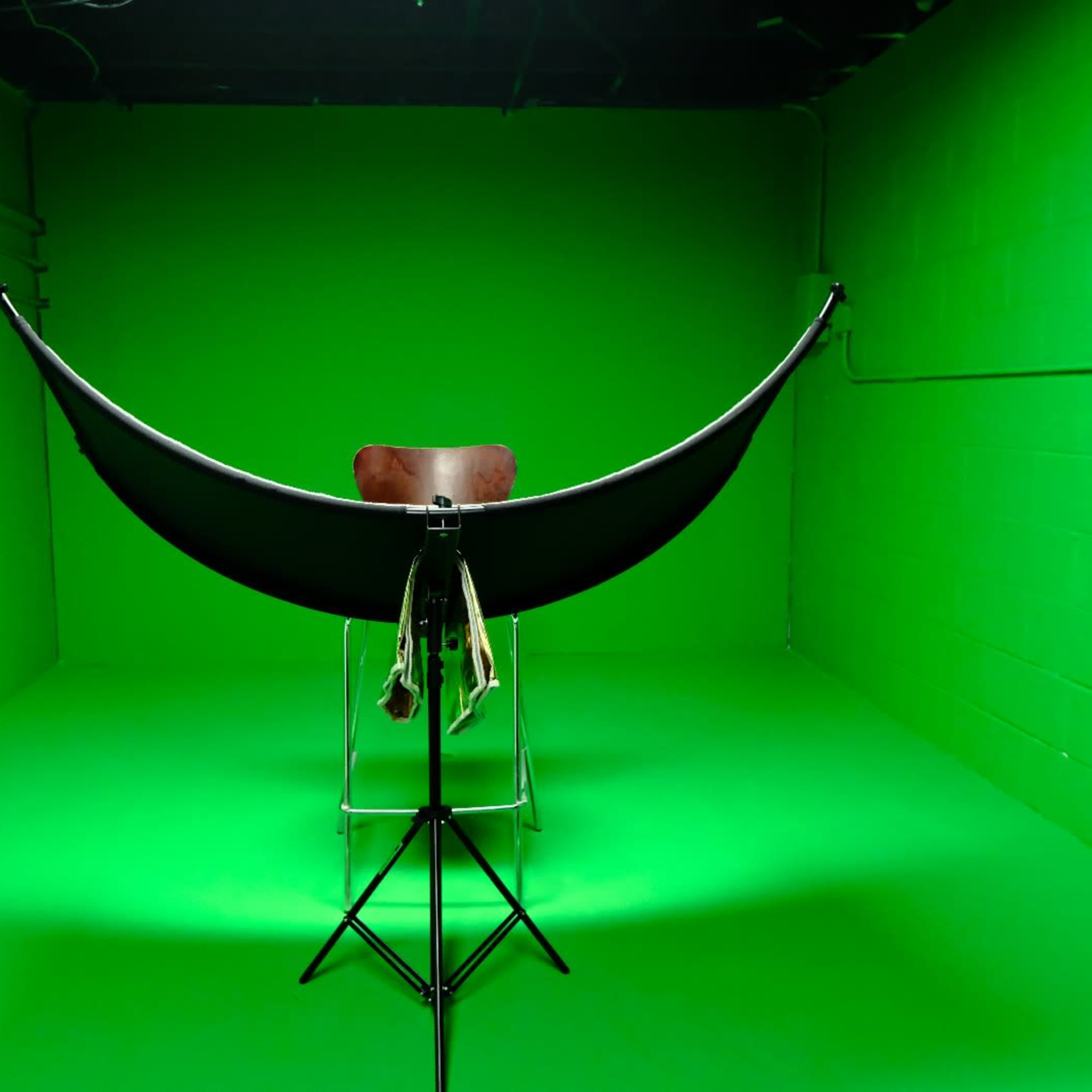 Go Green at Ford Studios Image in Bedford, Bedford, OH