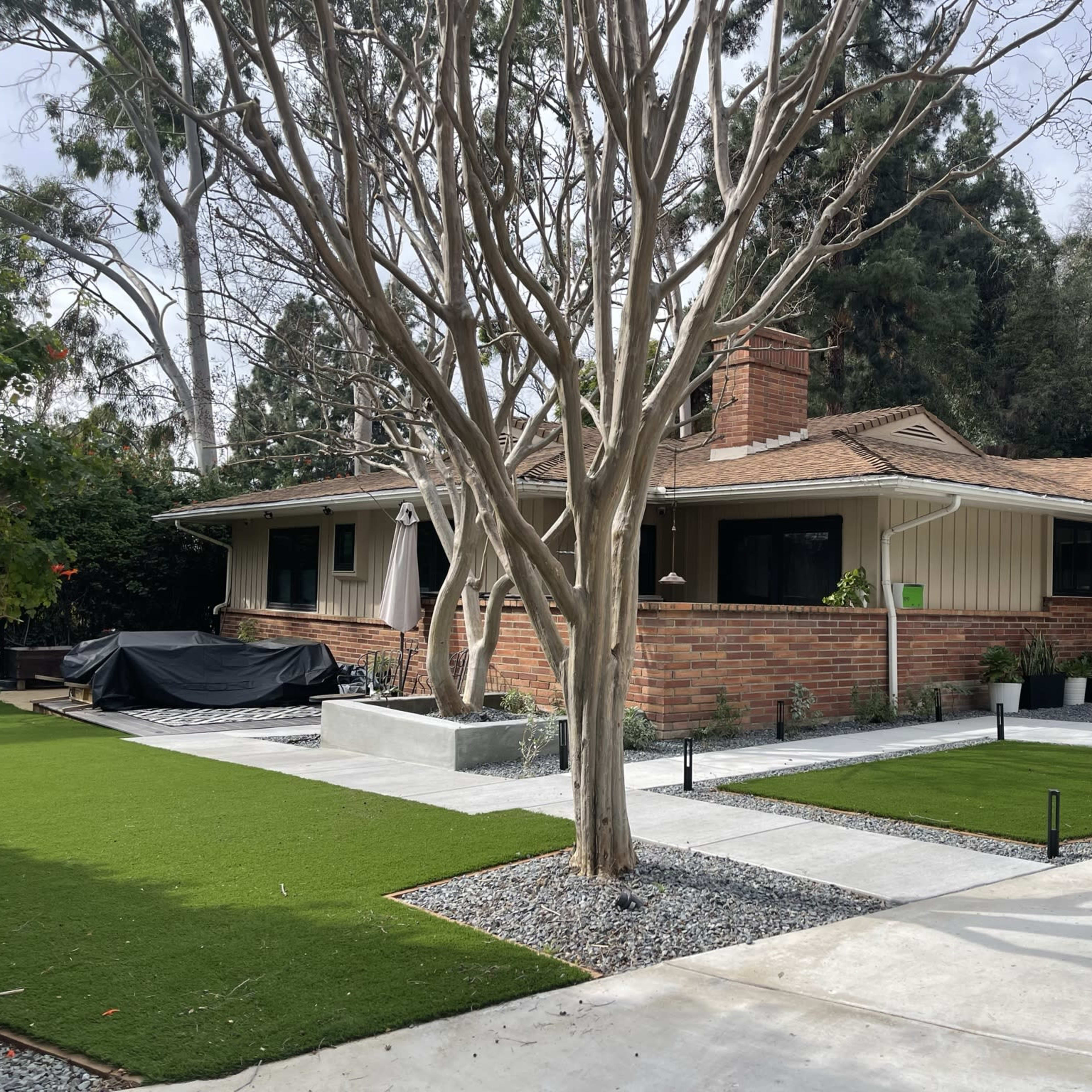 Cul-de-sac Burbank Hillside MCM Sunny and Spacious (both Indoor and Outdoor) Image in Burbank, Burbank, CA