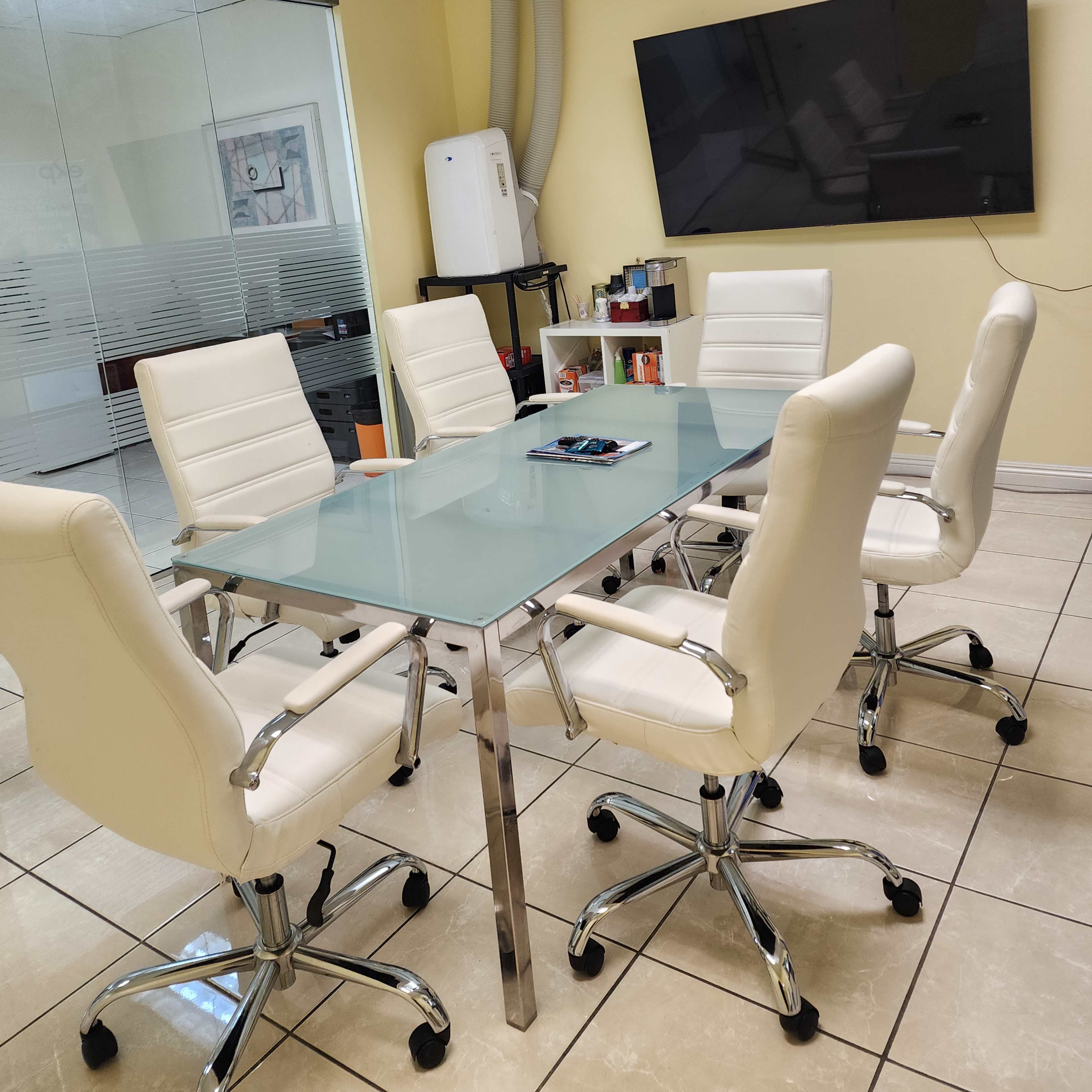 Modern Office Space in Vibrant Koreatown Image in Koreatown, Los Angeles, CA