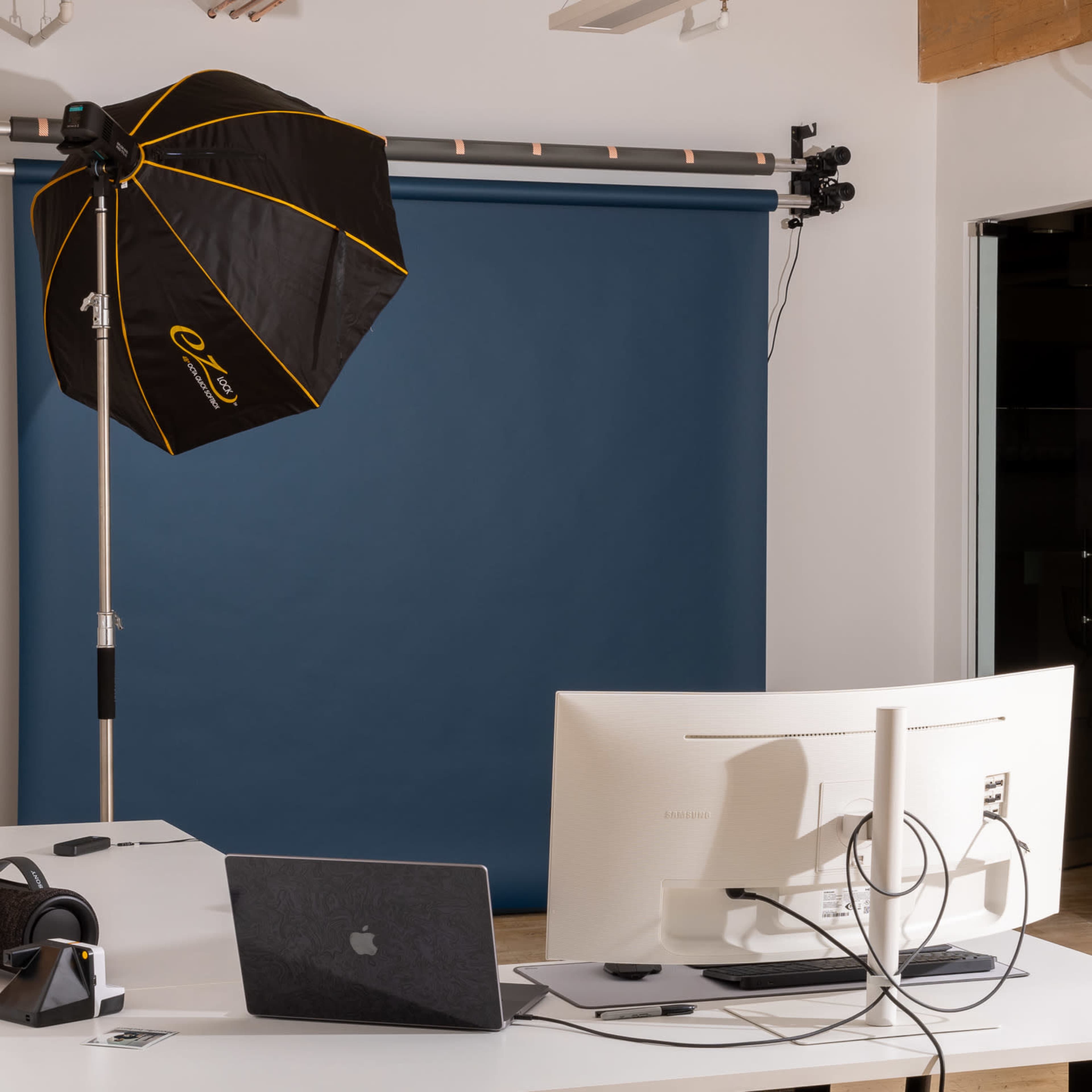 Downtown Photo/Video Studio Image in Central Minneapolis, Minneapolis, MN