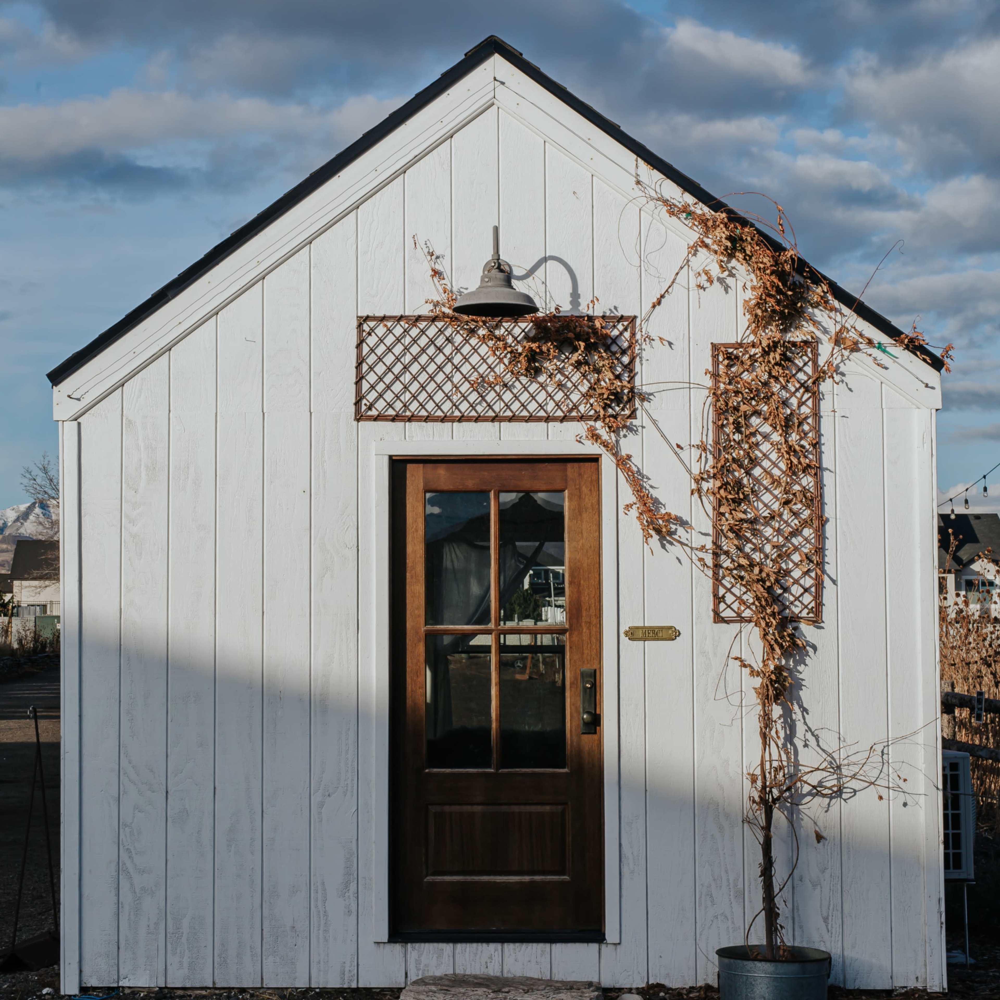 Bright and Cheery Cottage Image in Riverton, Riverton, UT