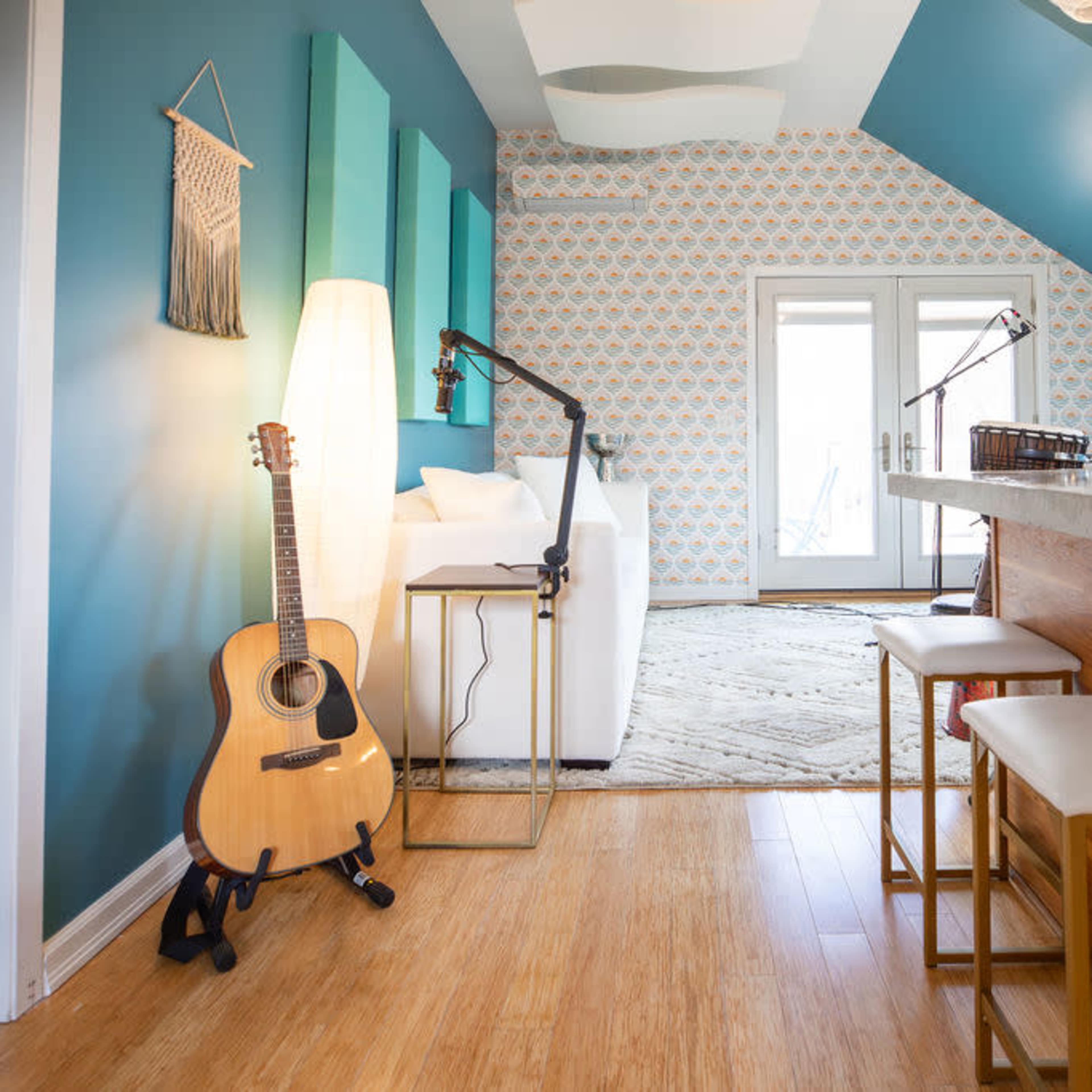 St. Paul Recording Studio for Music & Audio Projects Image in Hamline - Midway, Saint Paul, MN