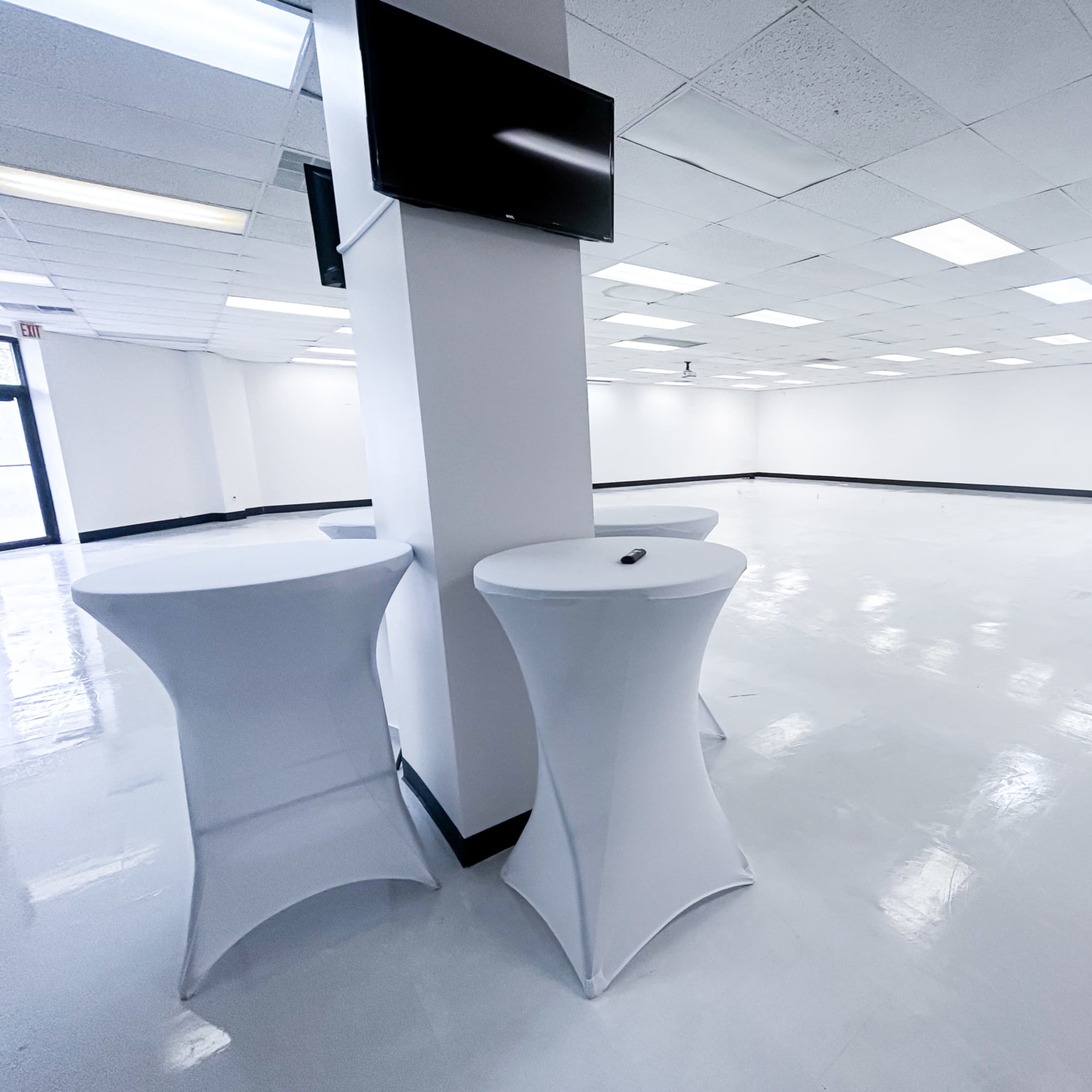 Elegant, Urban Event Space Image in Silver Swan, Milwaukee, WI