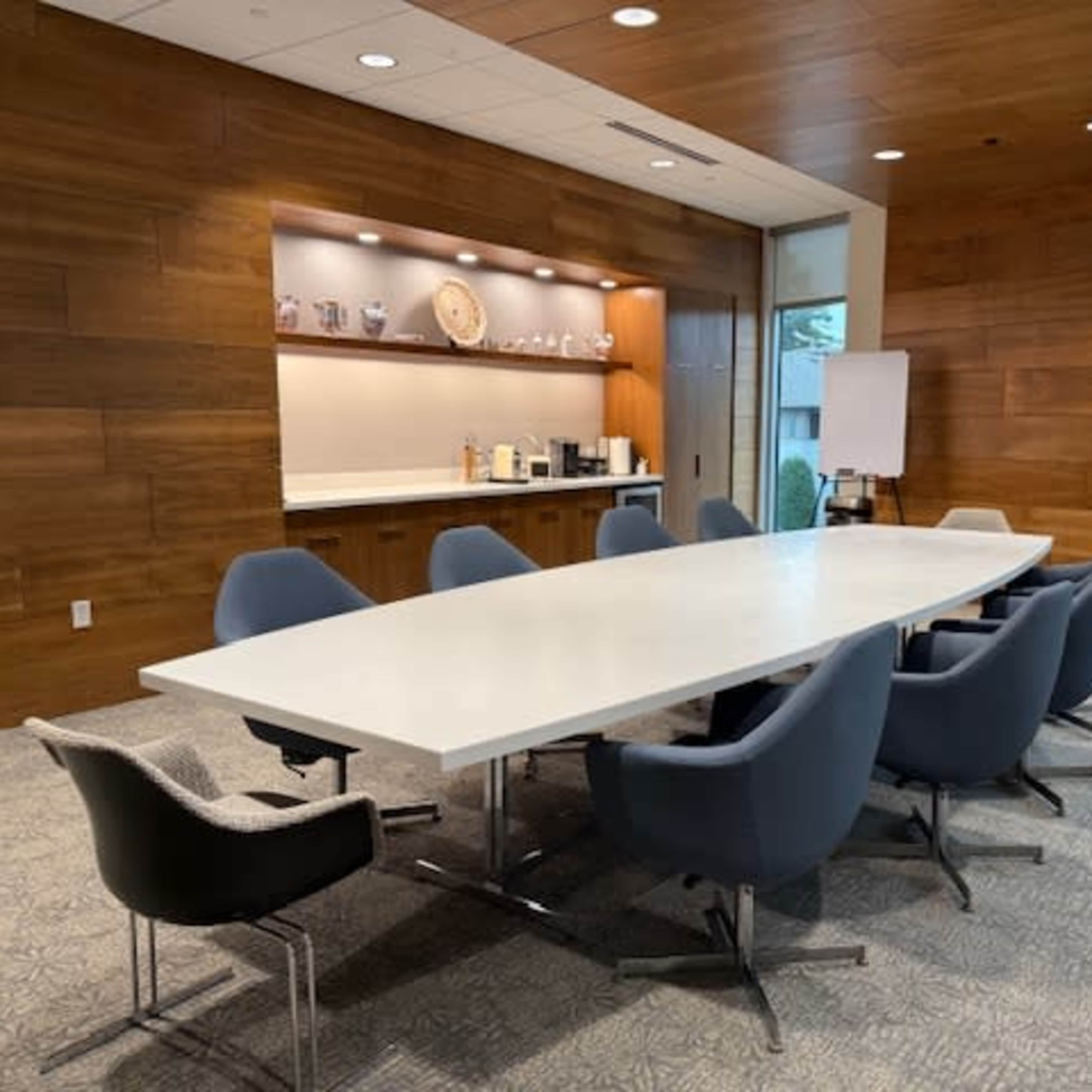 Executive Conference Room Image in Highlands/Perkins, Baton Rouge, LA