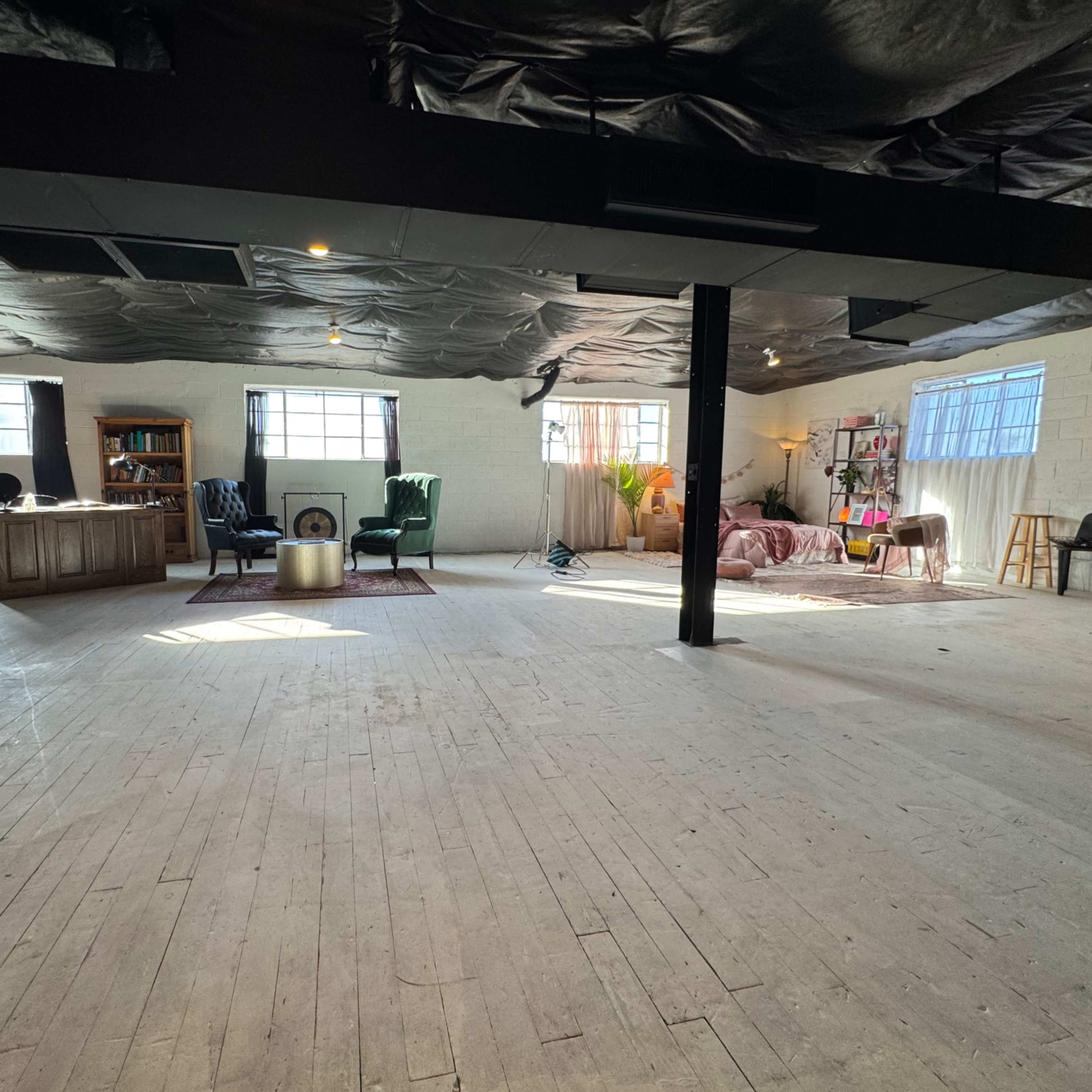 vintage downtown loft with natural light and different photo sets Image in Central City, Phoenix, AZ