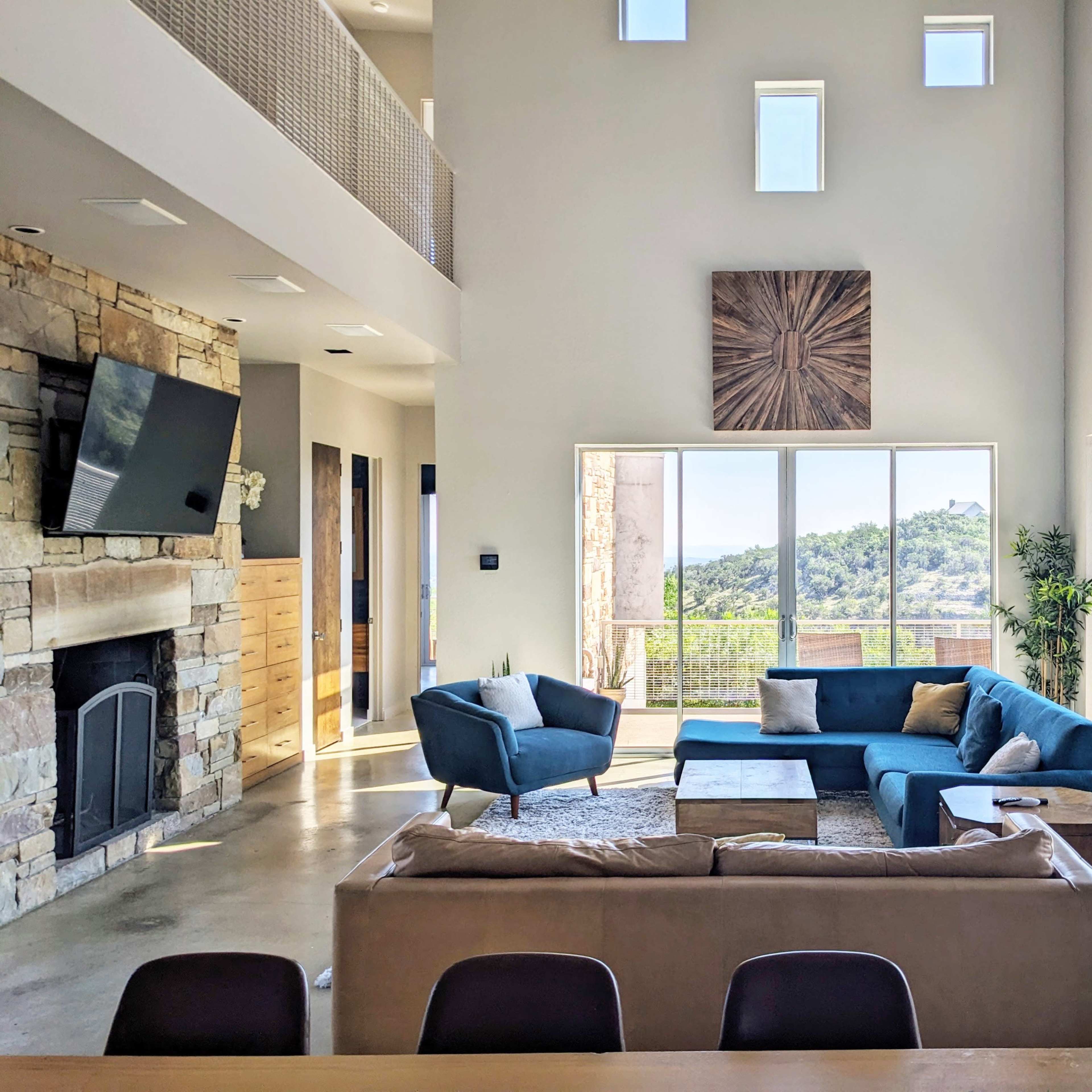 Texas Hill Country Mansion with Epic Views & Plush Landscapes Image in Hamilton Hills, Dripping Springs, TX