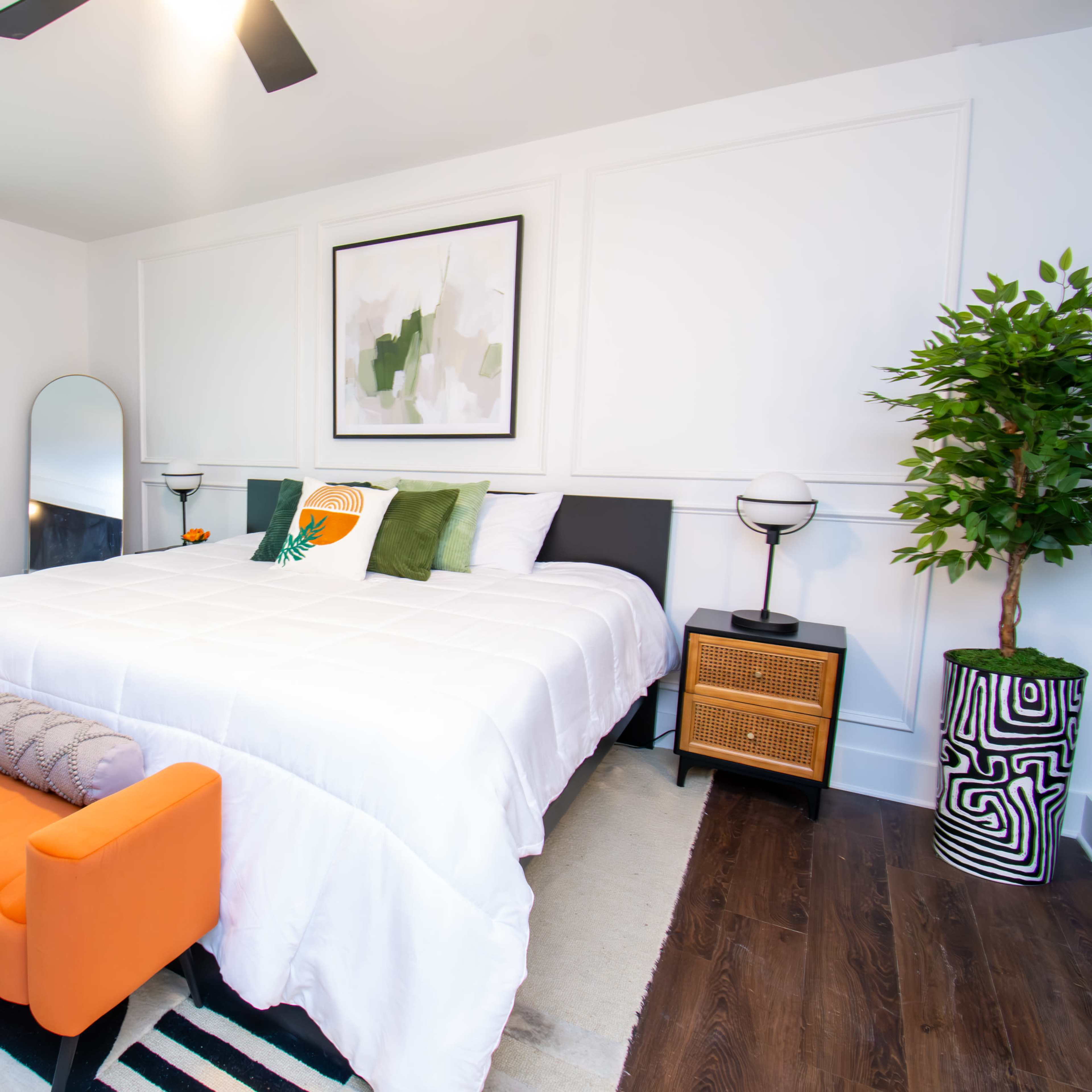 Modern Natural Light-Filled Apartment – Ideal for Photo & Video Shoots, Podcasts, and Creative Projects Image in Smyrna, Smyrna, GA