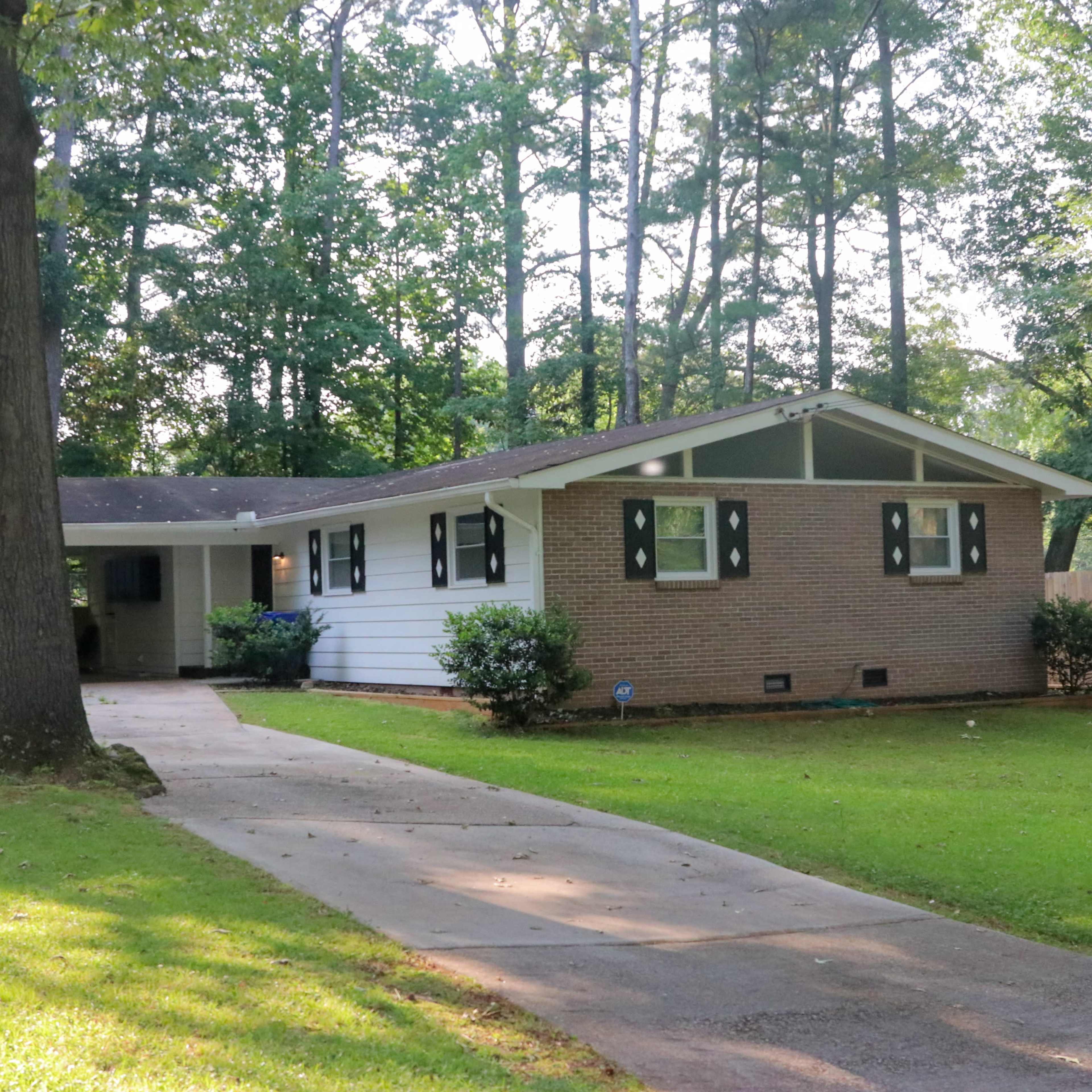 Serene Ranch Home in Decatur Image in Candler-McAfee, Decatur, GA