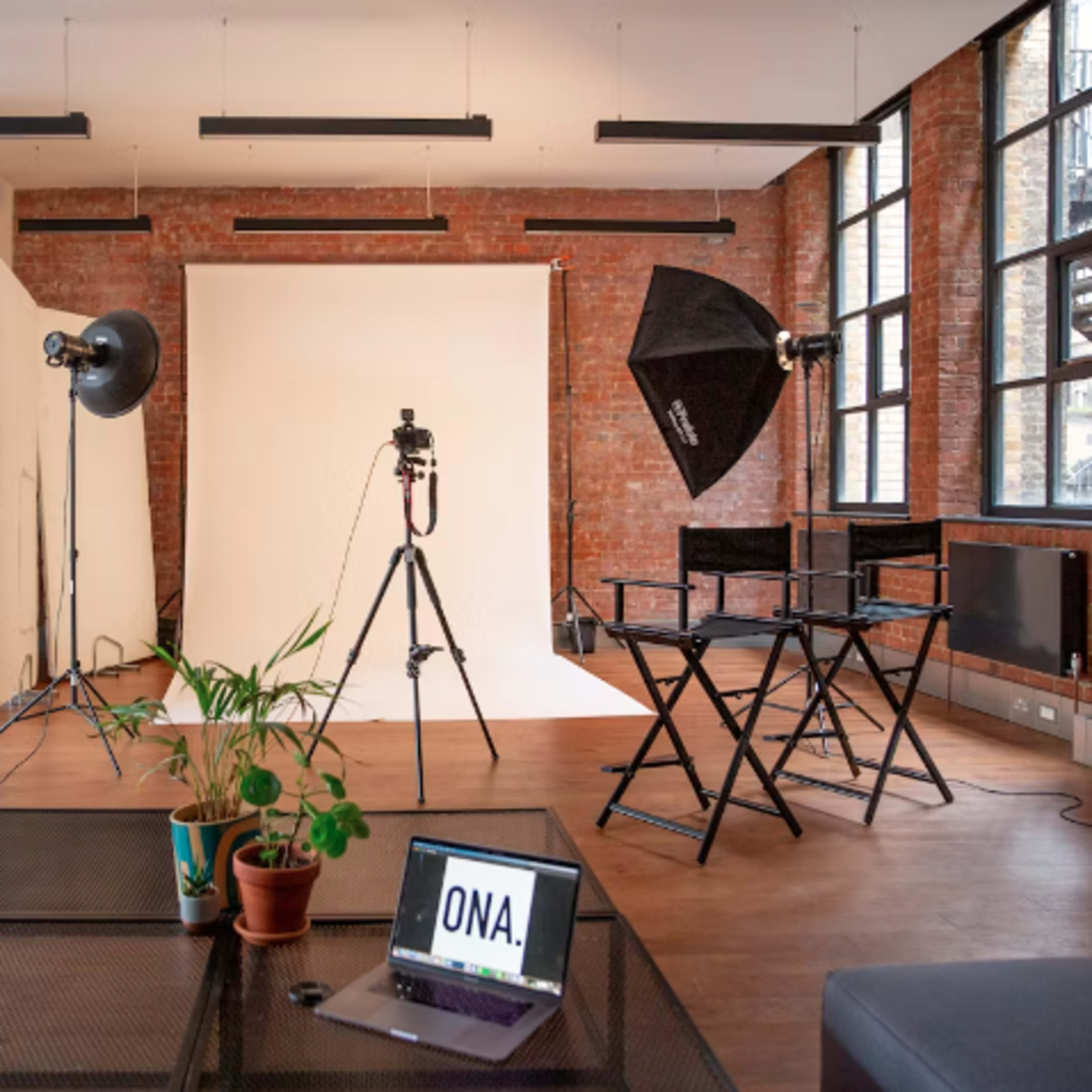 Central London Photo / Video Studio Image in Hoxton, London, England