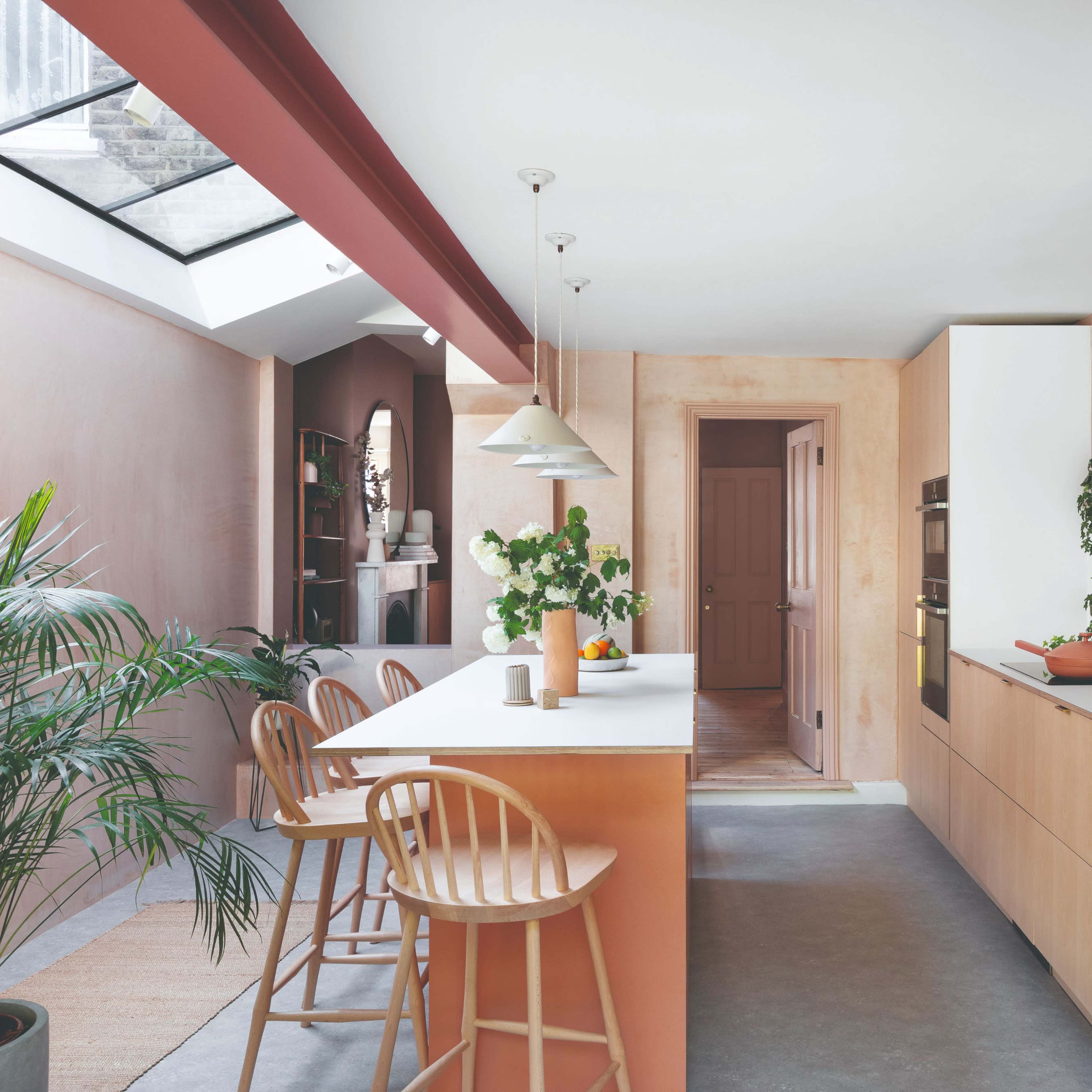 Modern, stylish, colourful, minimalist, spacious and light Victorian home in Walthamstow, east London Image in Walthamstow, London, England