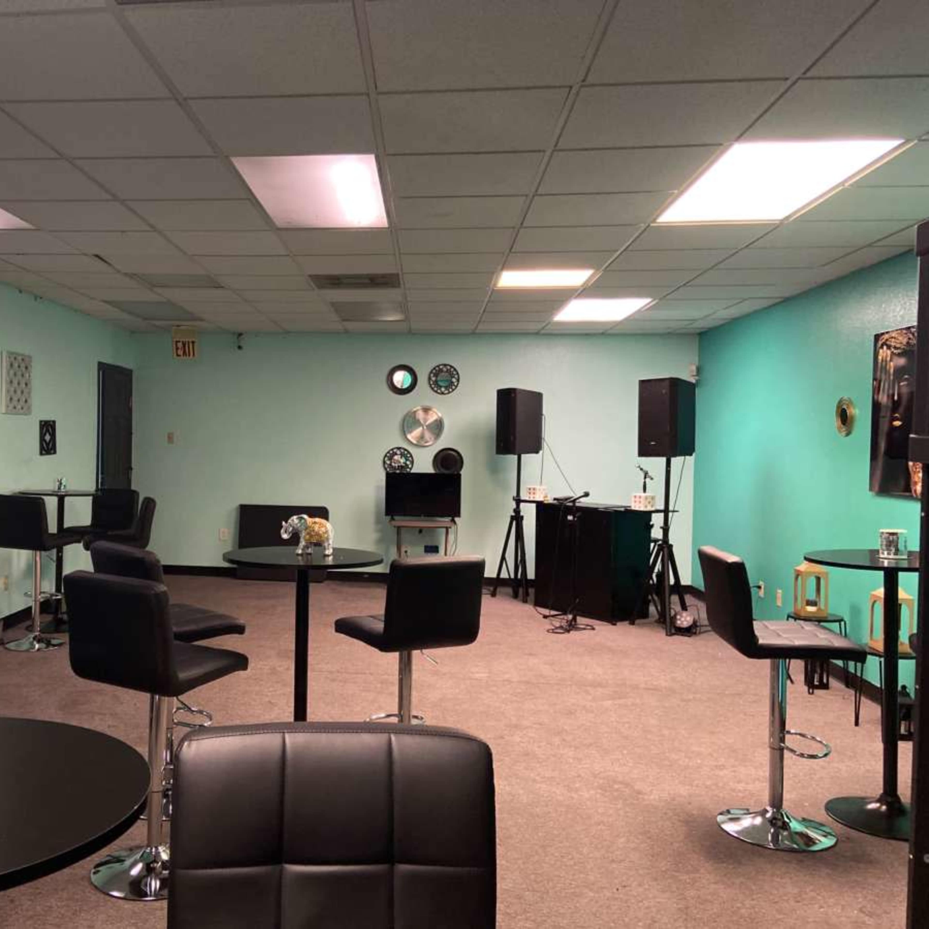 The Ascension Lounge Image in West Arlington, Arlington, TX