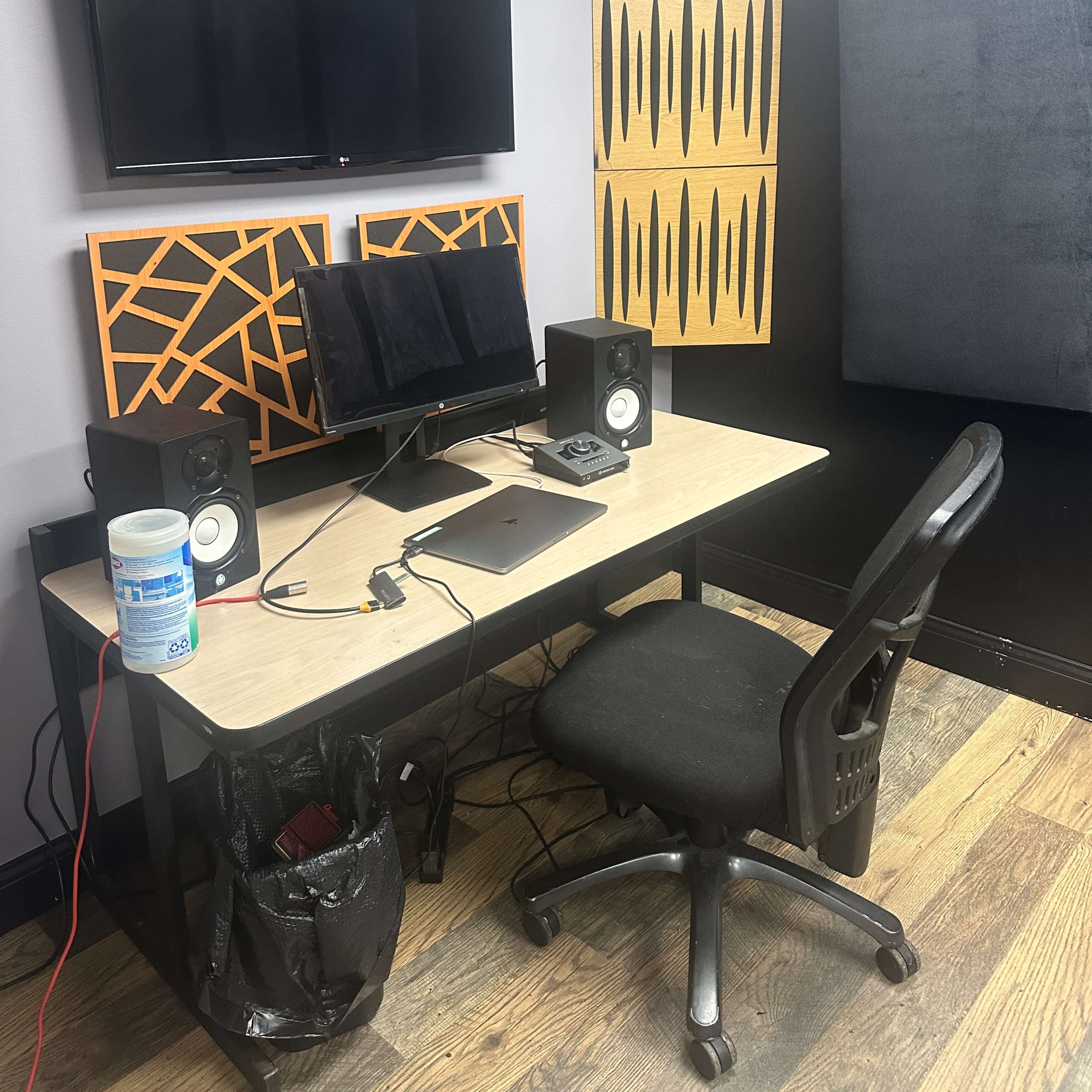 Recording Studio - Engineers Dream Image in Jefferson Park, Chicago, IL