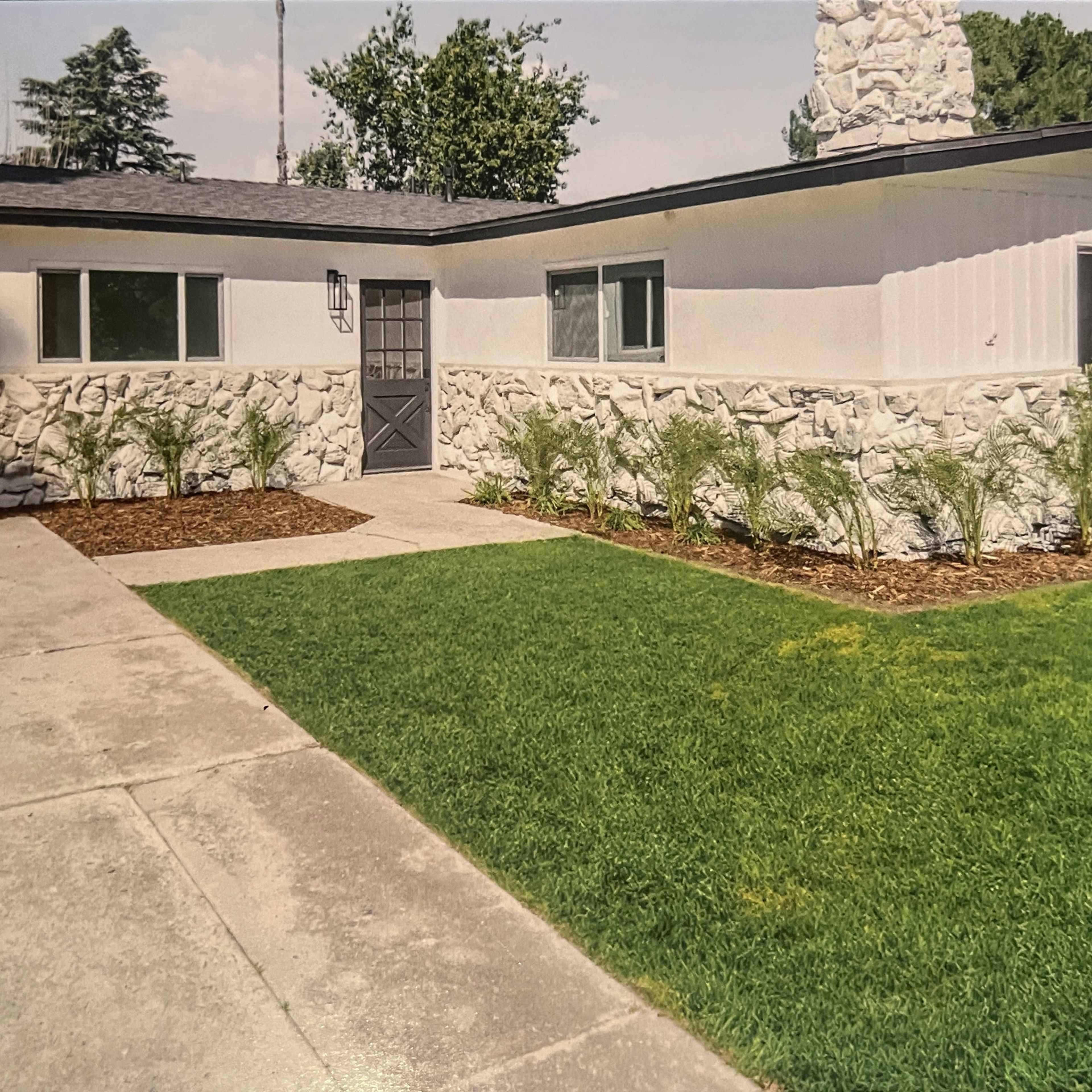 Beautiful Remodeled Mid-Century Modern Single Story Home in the Walnut Acres Image in Woodland Hills, Los Angeles, CA