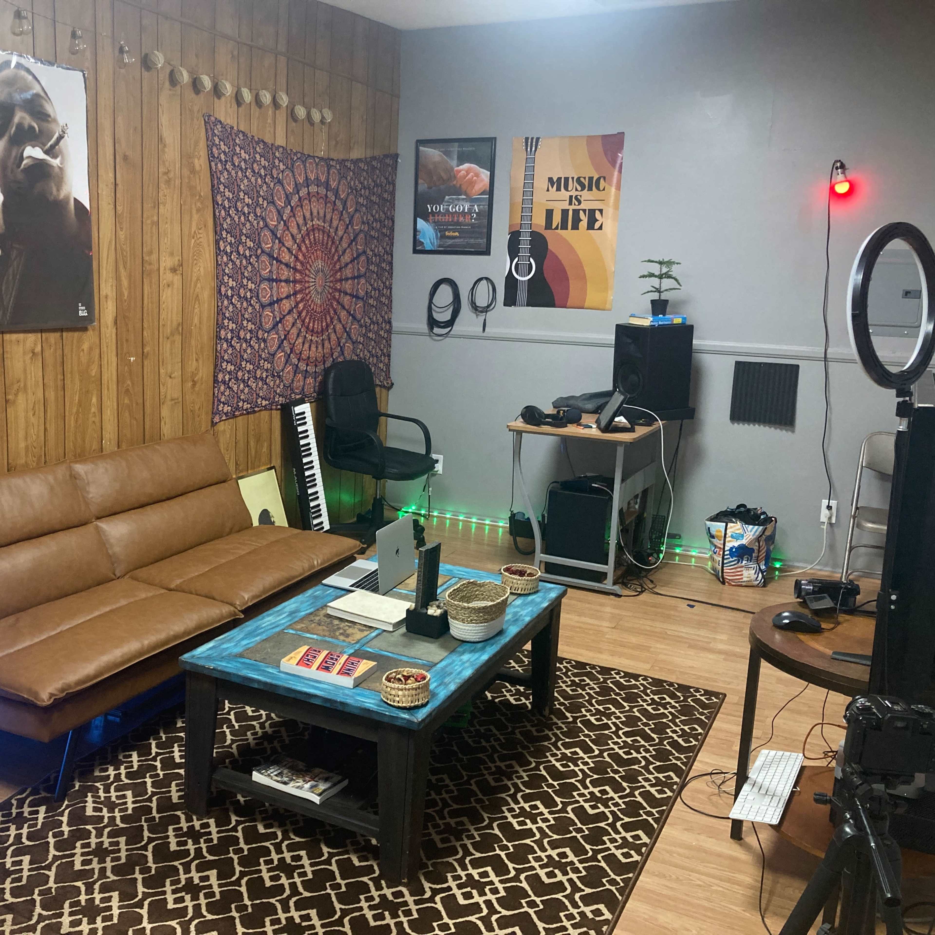 Podcast/Broadcast Space Image in Lomita, Torrance, CA