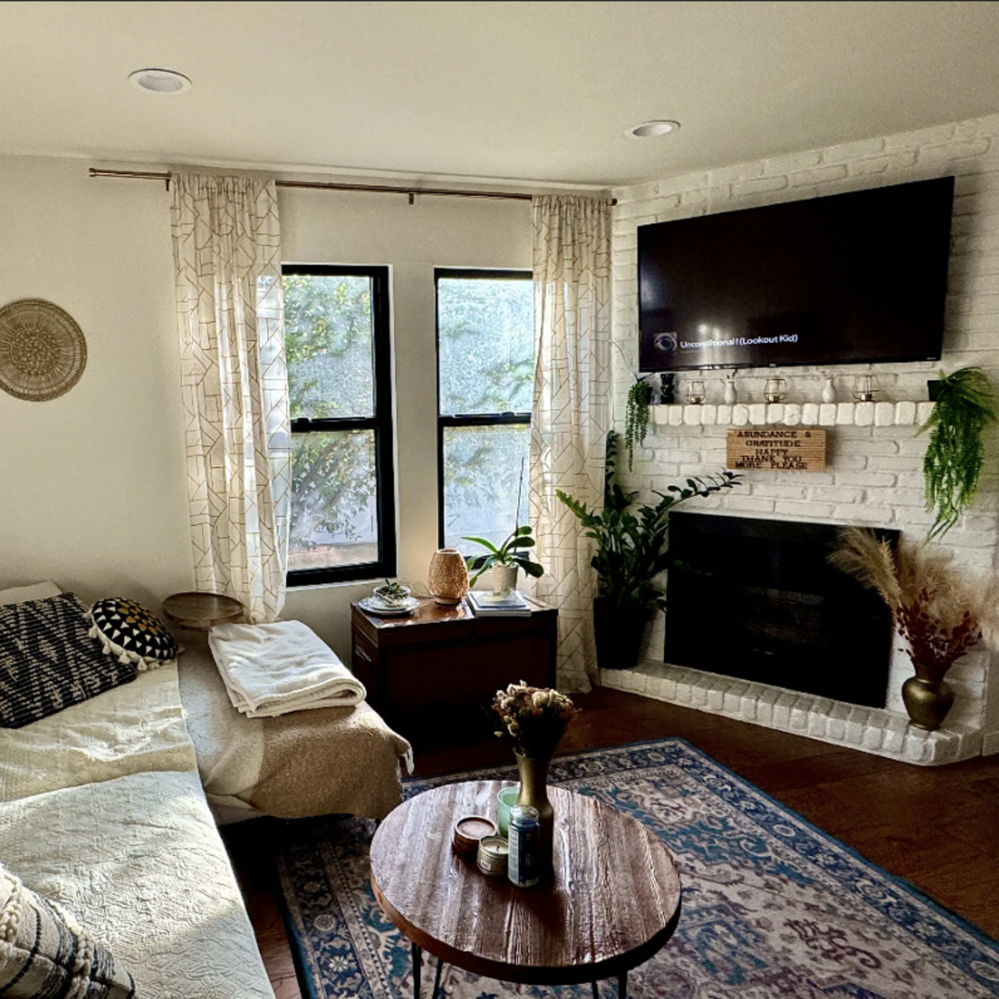 Charming Stylish Family Townhome Image in Alhambra, Alhambra, CA