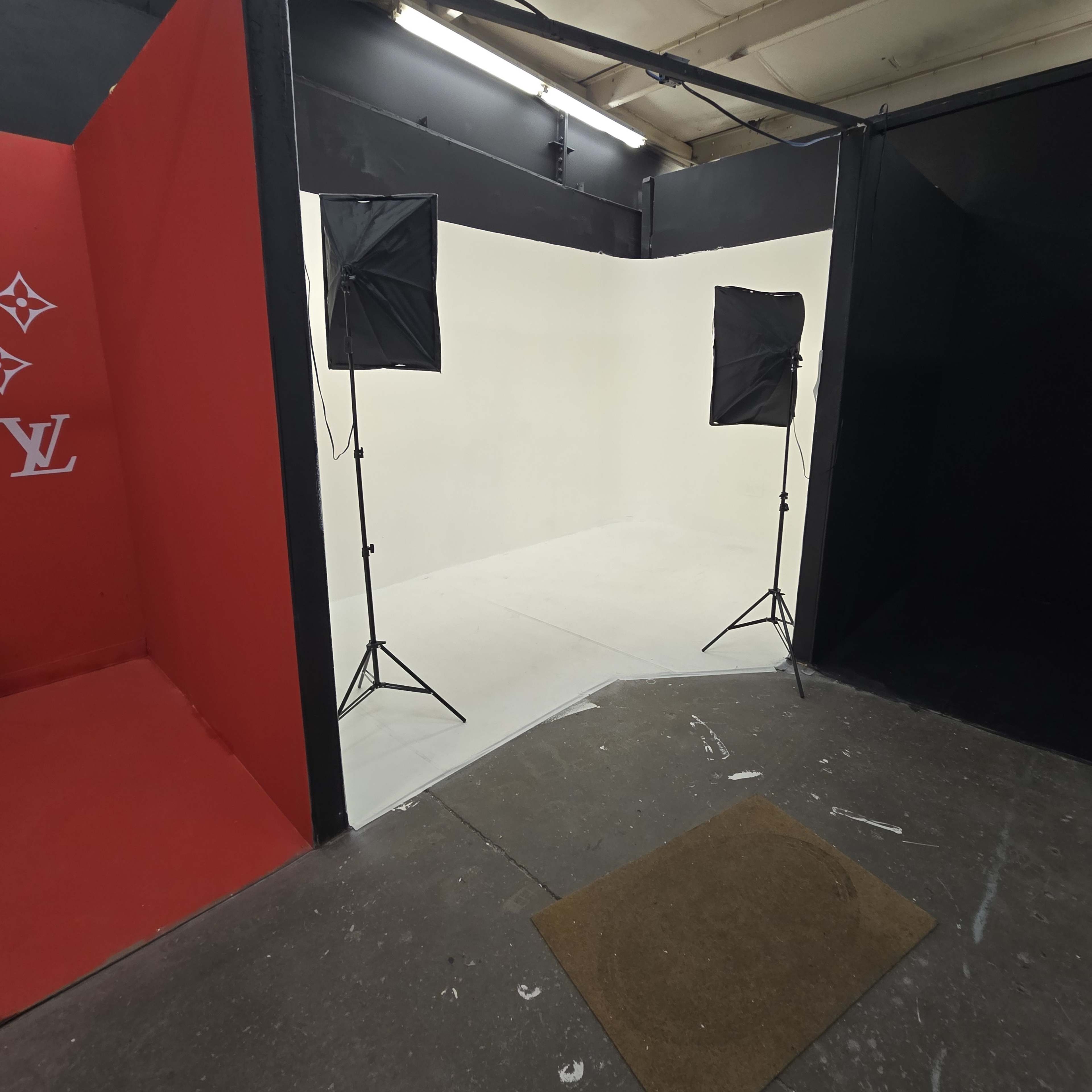 Private warehouse studio Image in Sheridan, Englewood, CO