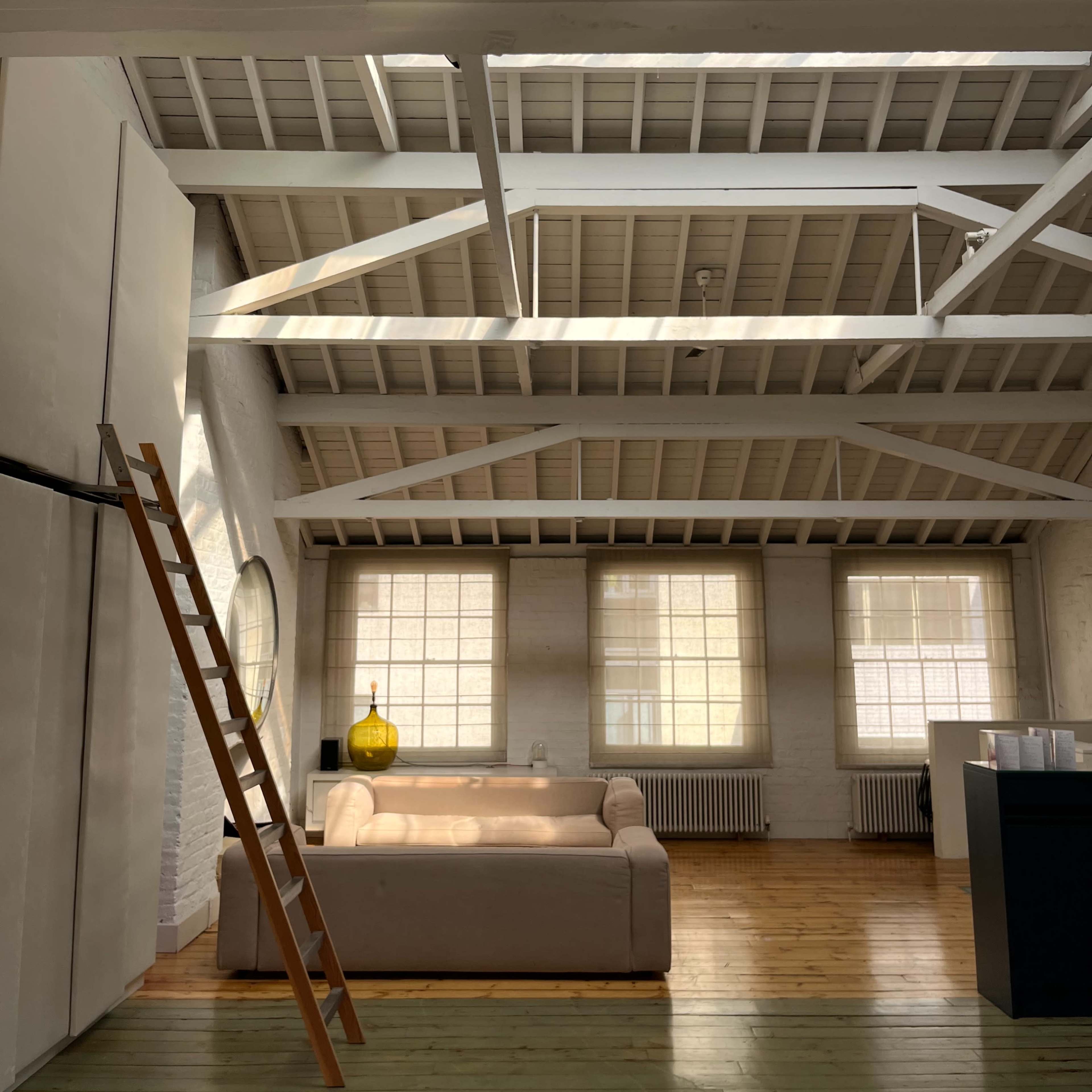 Open plan, old warehouse factory loft apartment in Shoreditch Image in Shoreditch, London, England