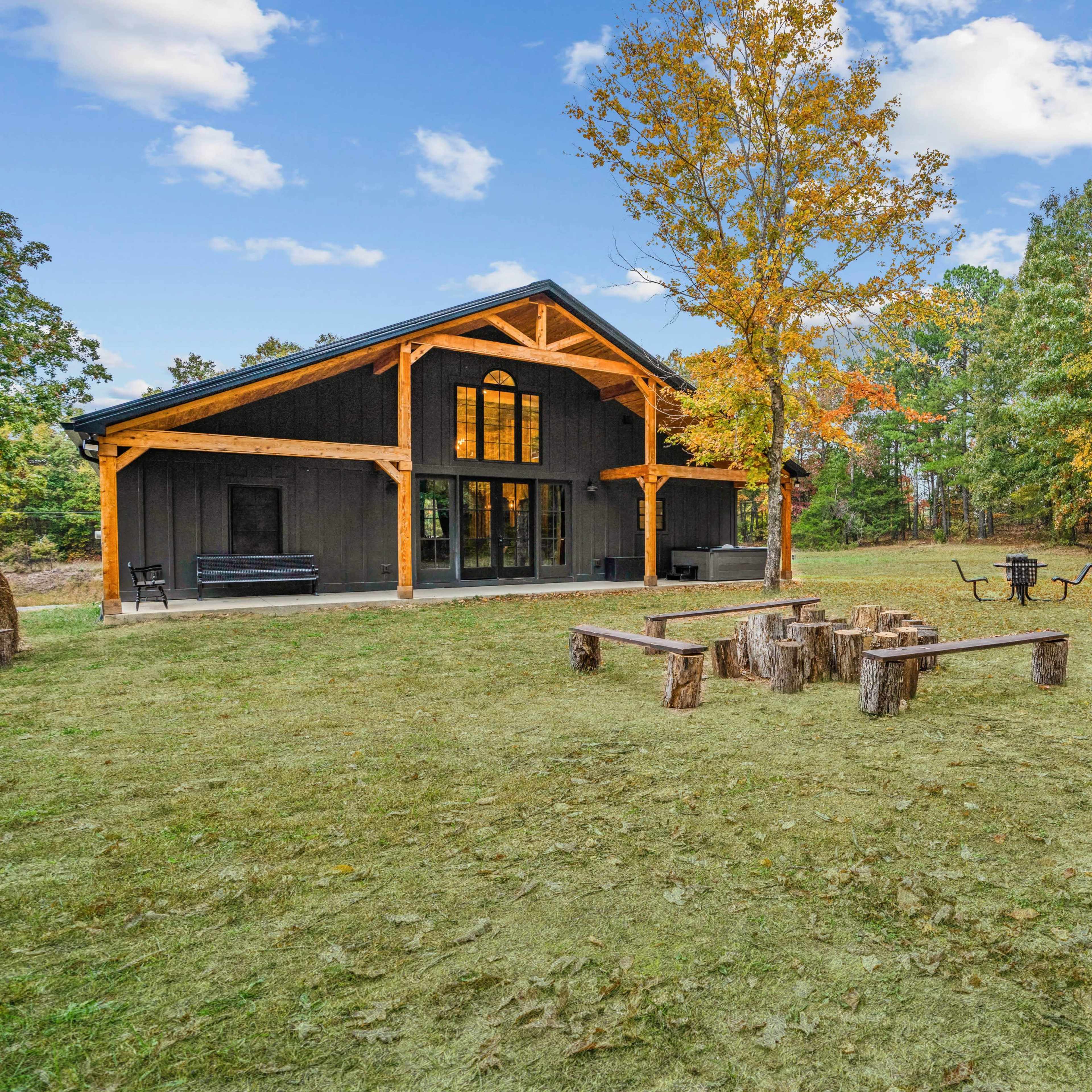 The Gun Valley Ranch - Hot Tub Image in , Cumberland Furnace, TN