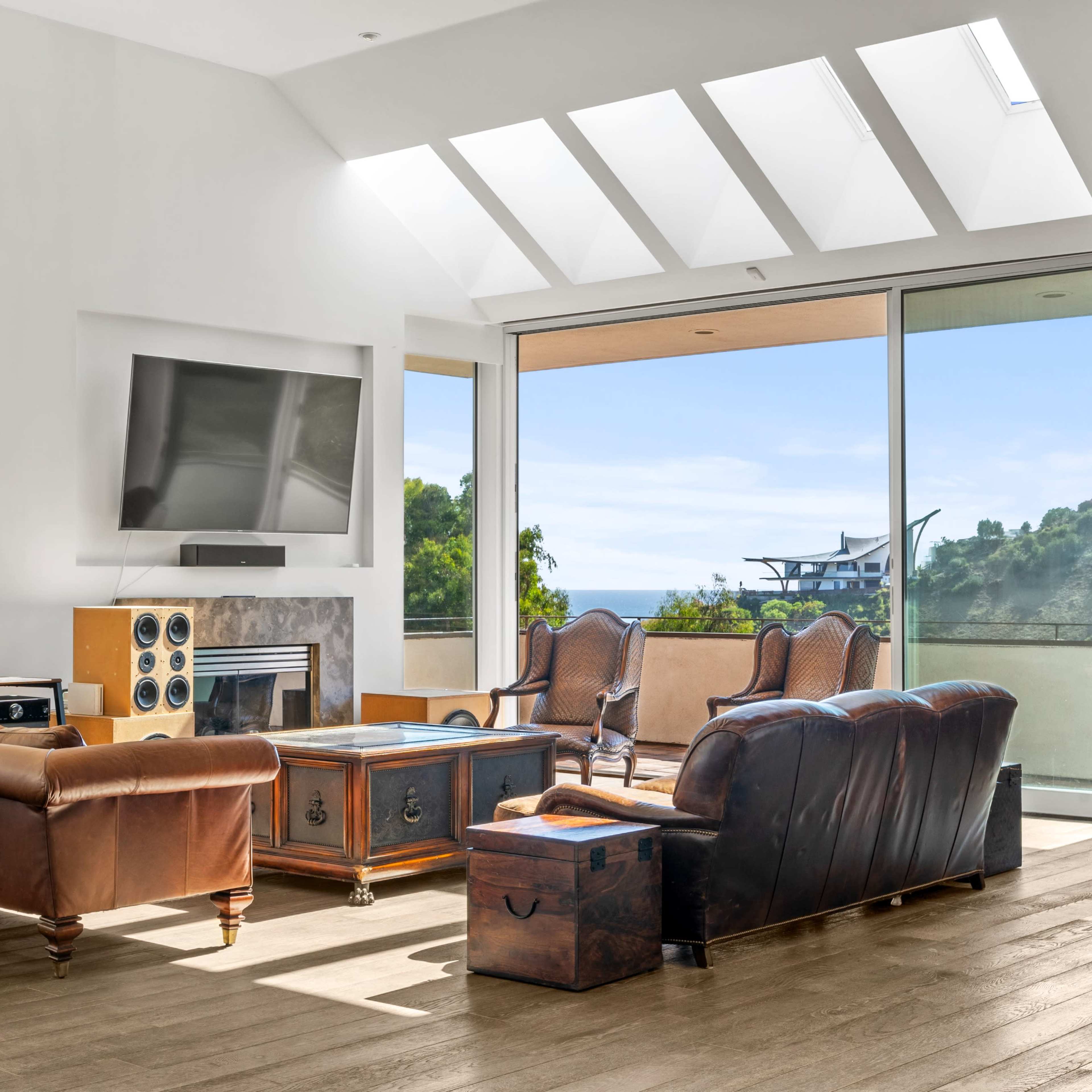 Malibu Ocean and Canyon View Modern Home Image in Eastern Malibu, Malibu, CA