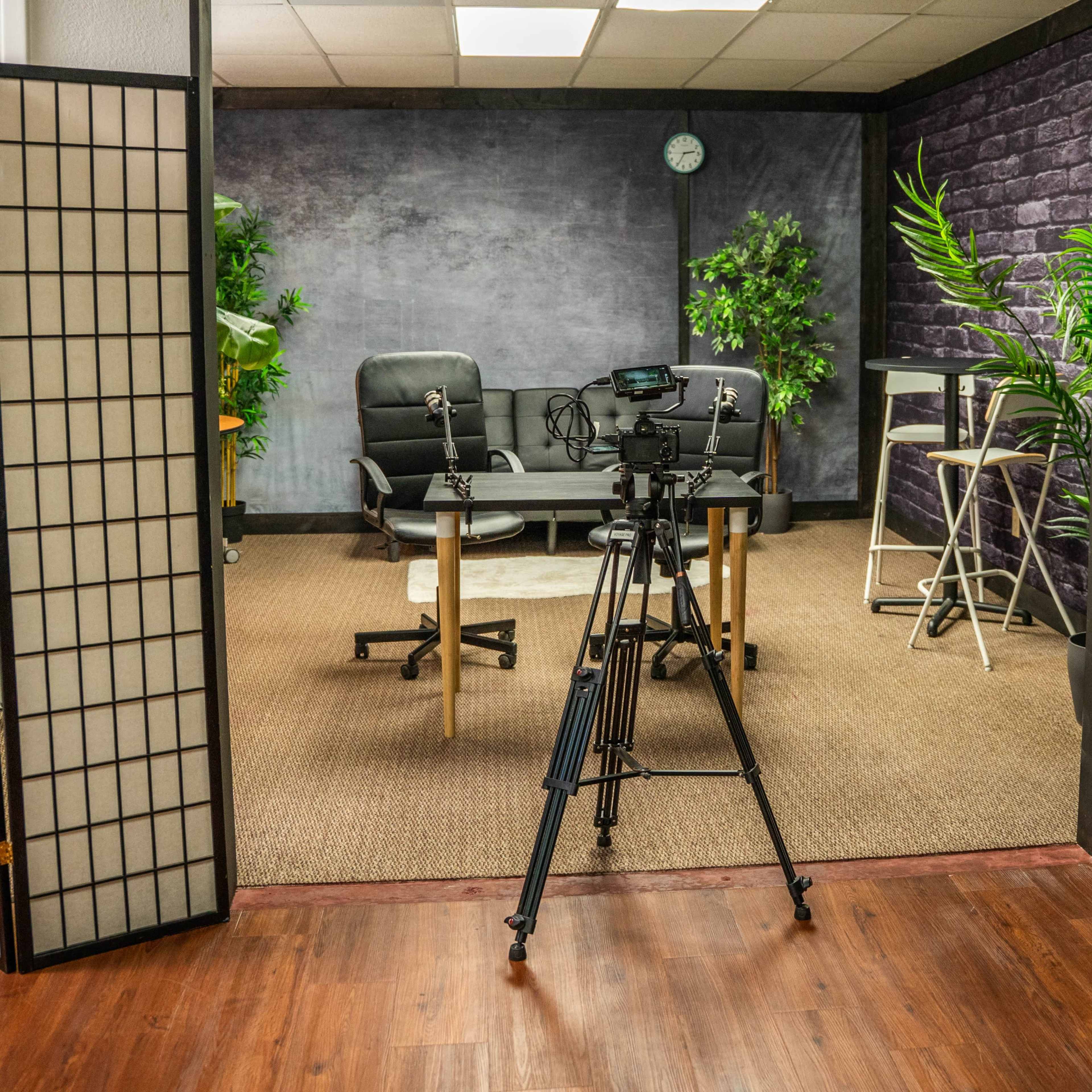 Podcast Video / Audio Recording Studio Image in Tempe, Tempe, AZ