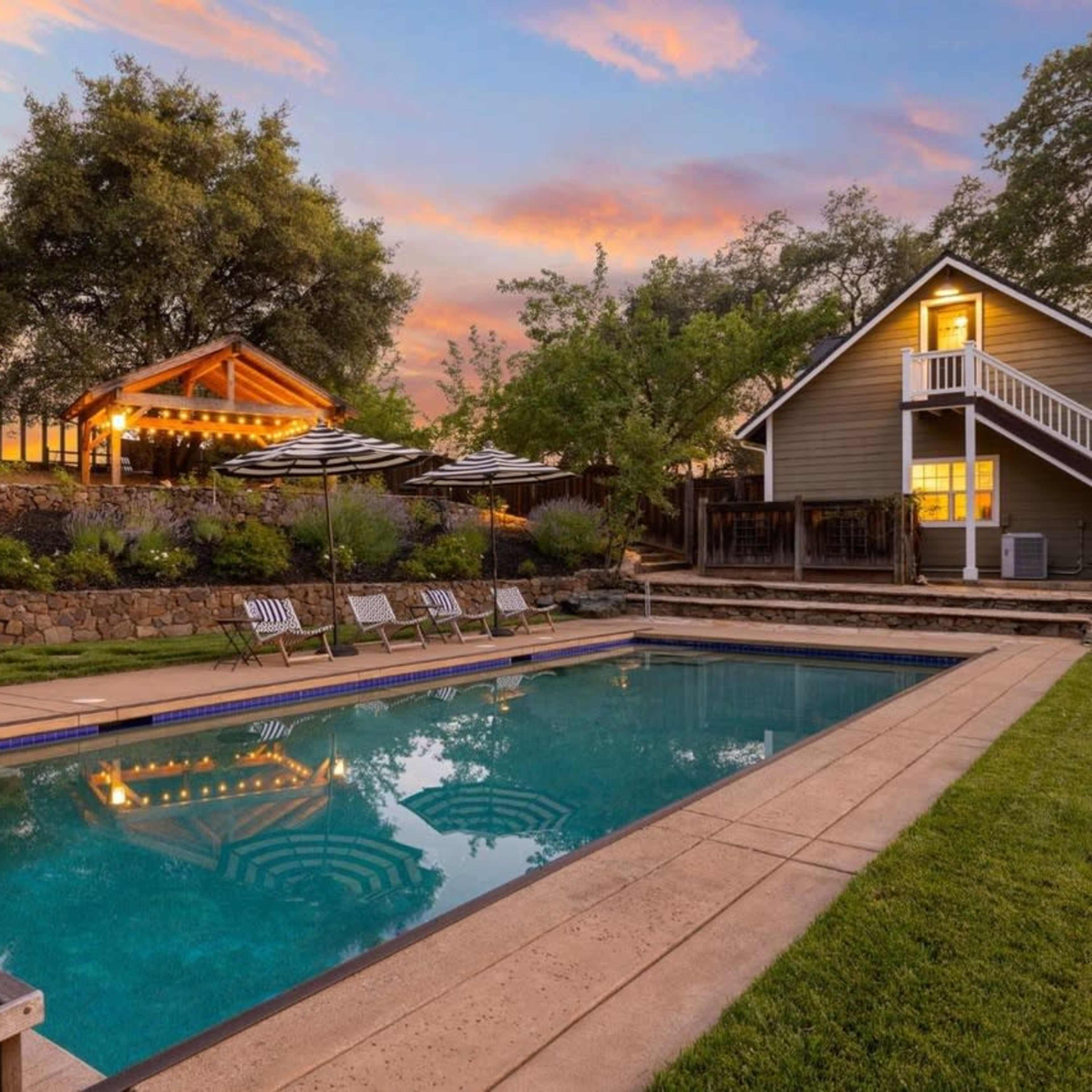 Luxe Poolside Oasis for Special Events Image in , Cool, CA