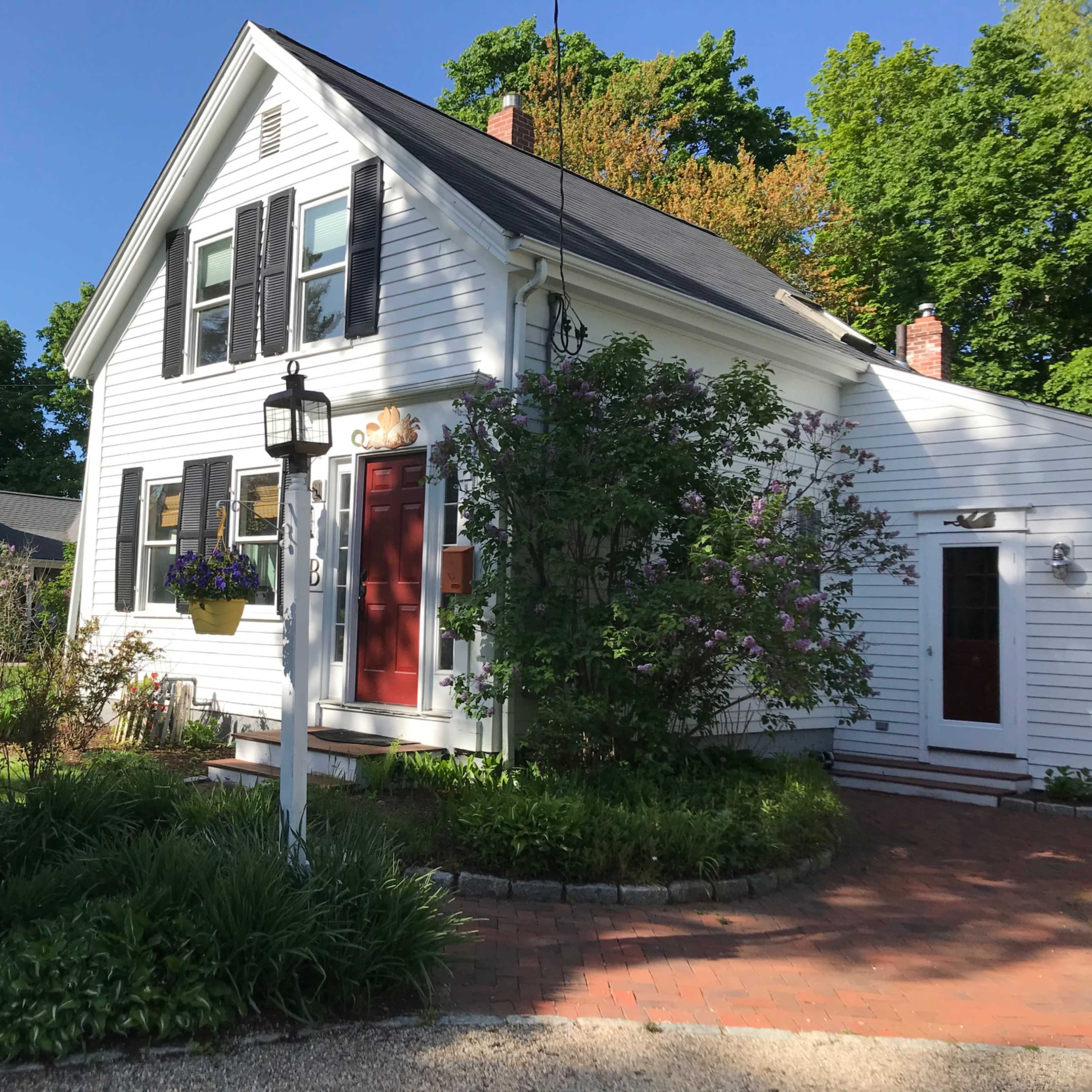 Quintessential New England Farmhouse from the mid-1800's Image in Natick, Natick, MA