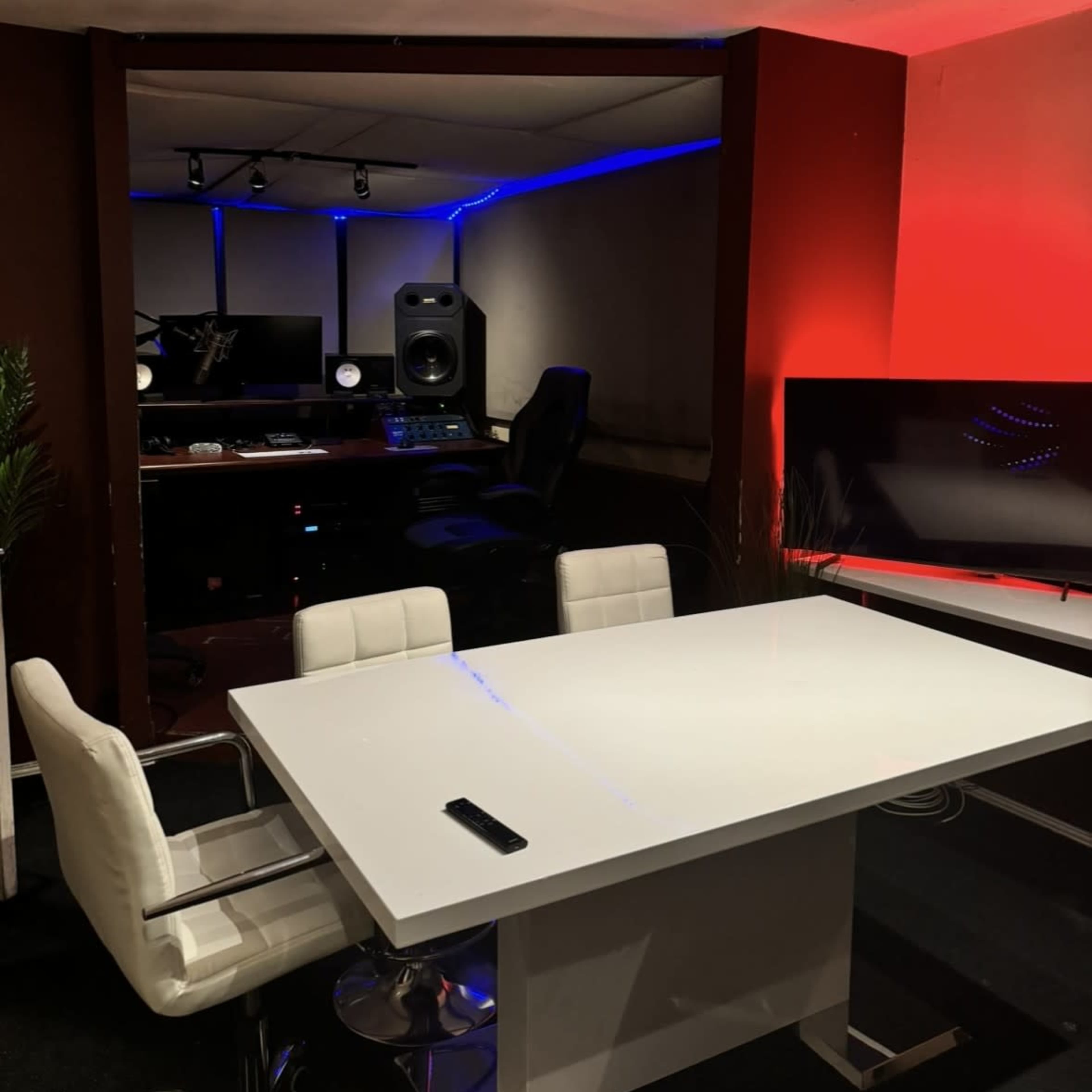PassTheELL Production Image in Hollywood, Los Angeles, CA