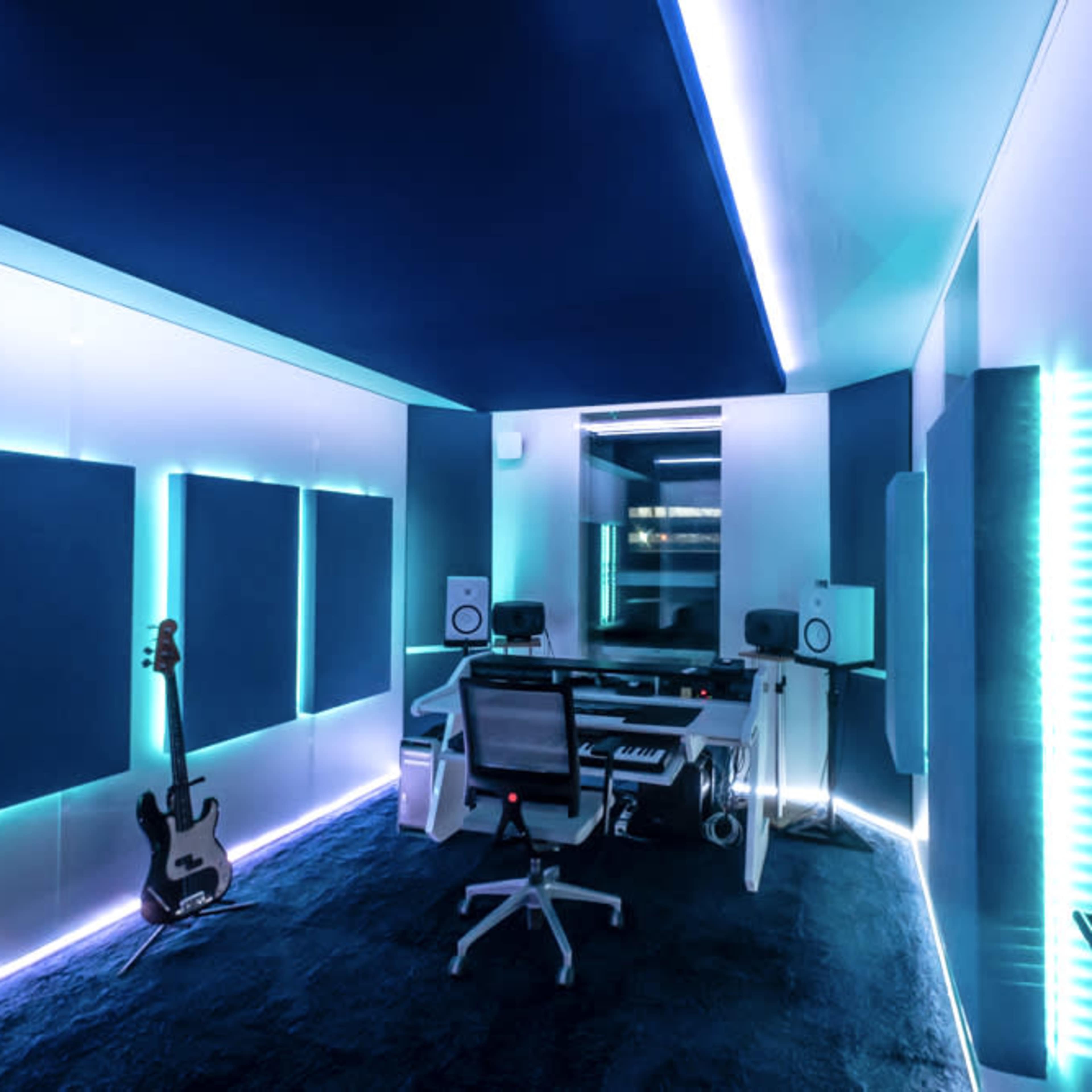 Studio d'enregistrement au coeur de châtillon. Image dans , Châtillon, Île-de-France