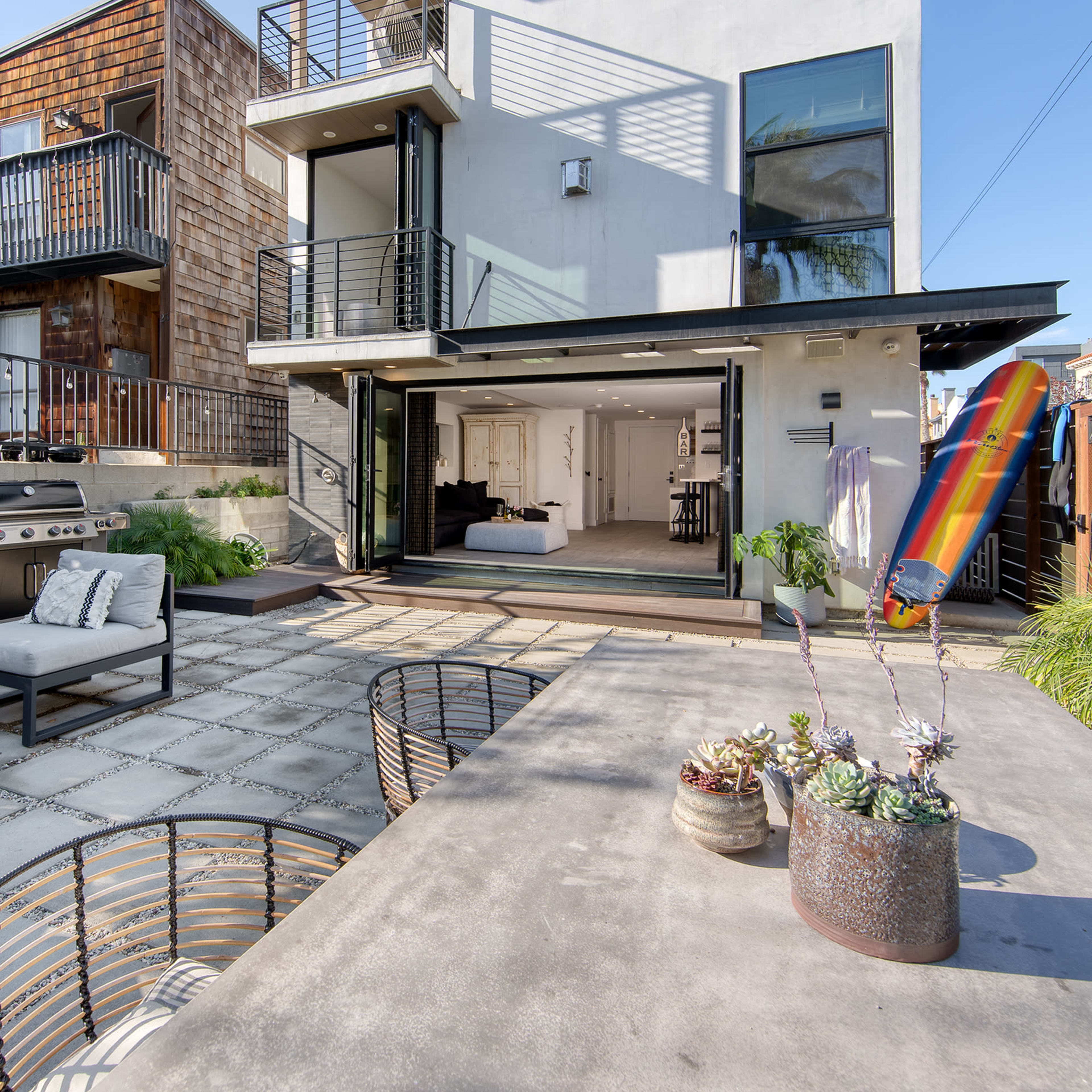 8 Best Bars In Marina del Rey, CA Peerspace