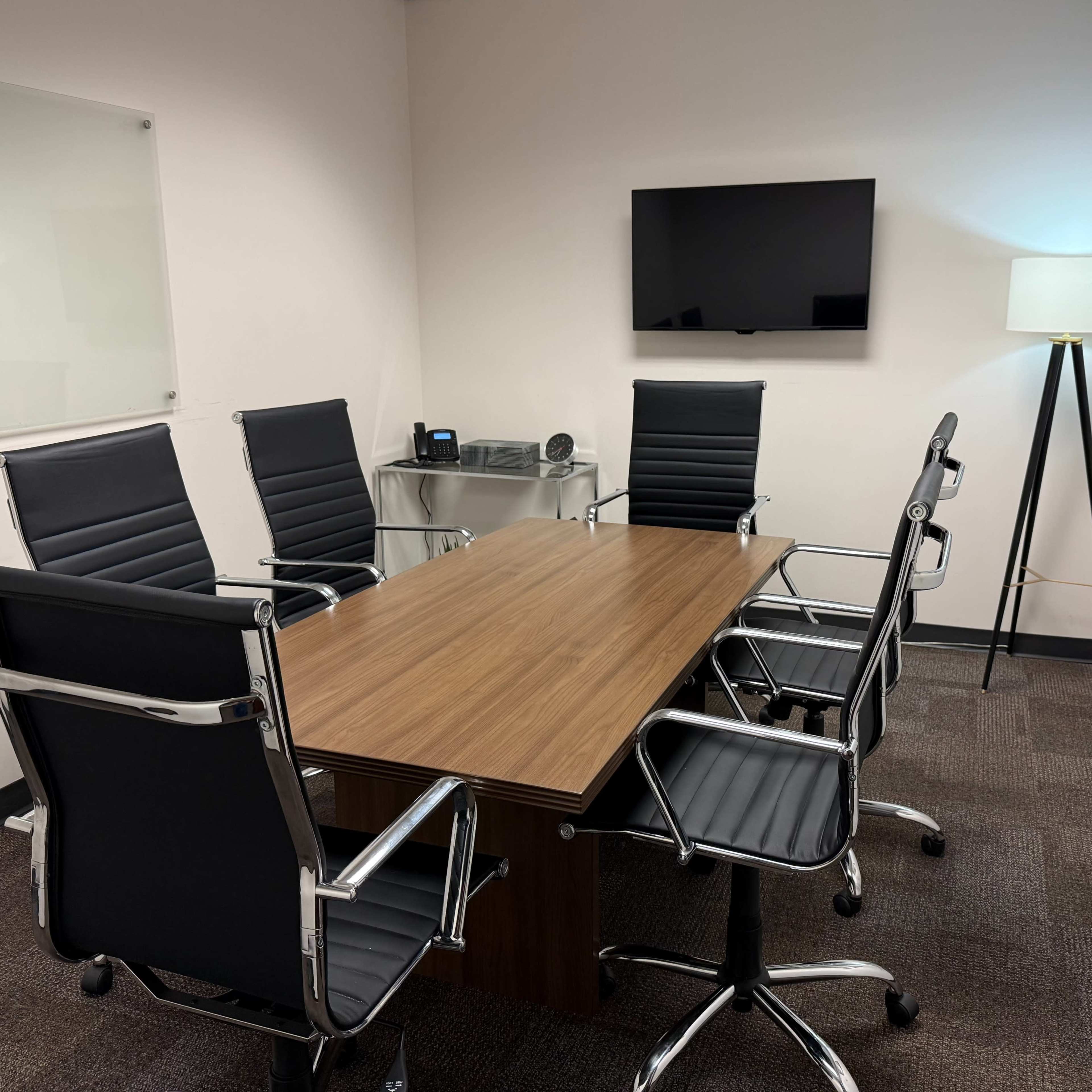 6 Person Meeting Room in Wild Basin Image in Rob Roy, Austin, TX