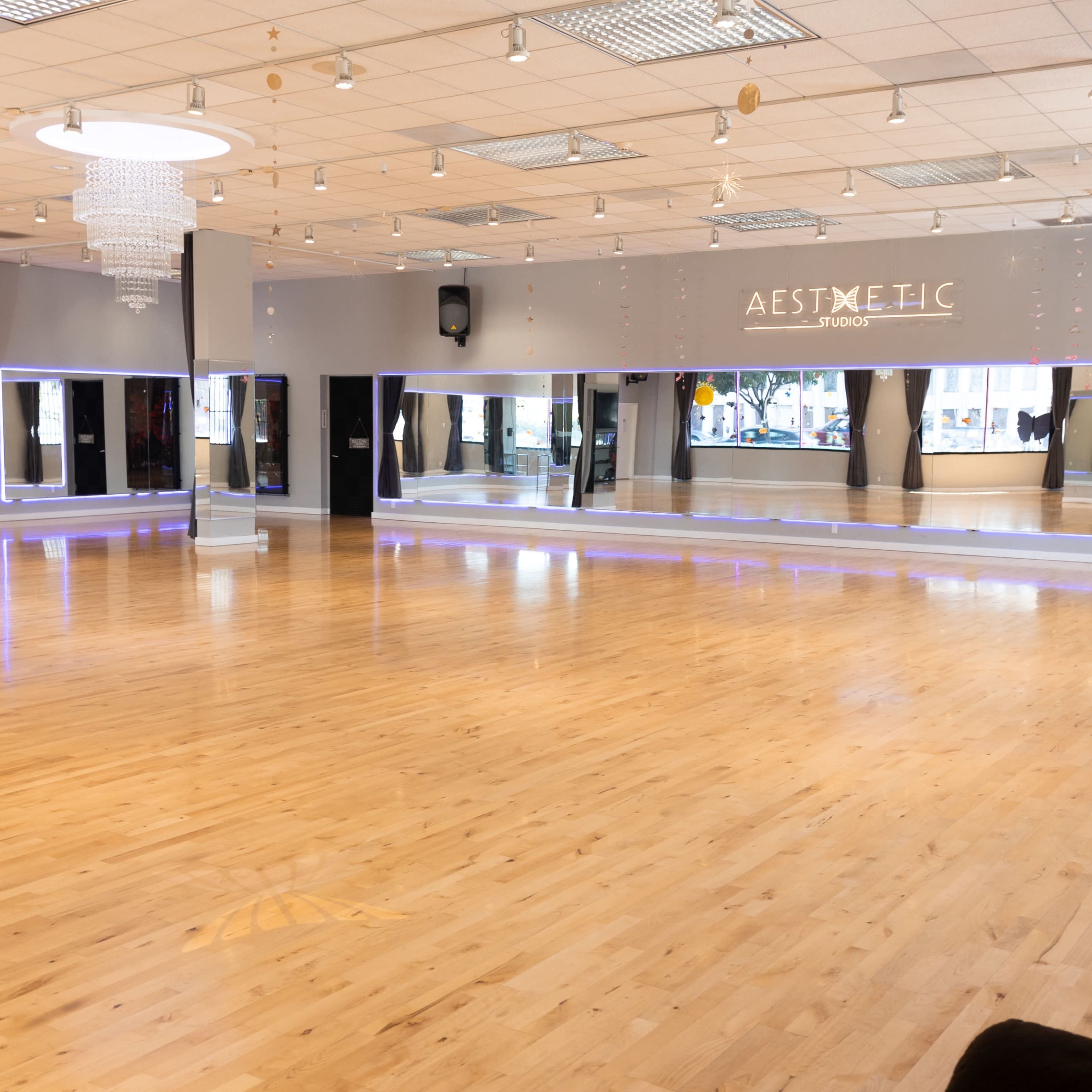 Dance, Fitness, Yoga Studio Image in Sherman Oaks, Los Angeles, CA