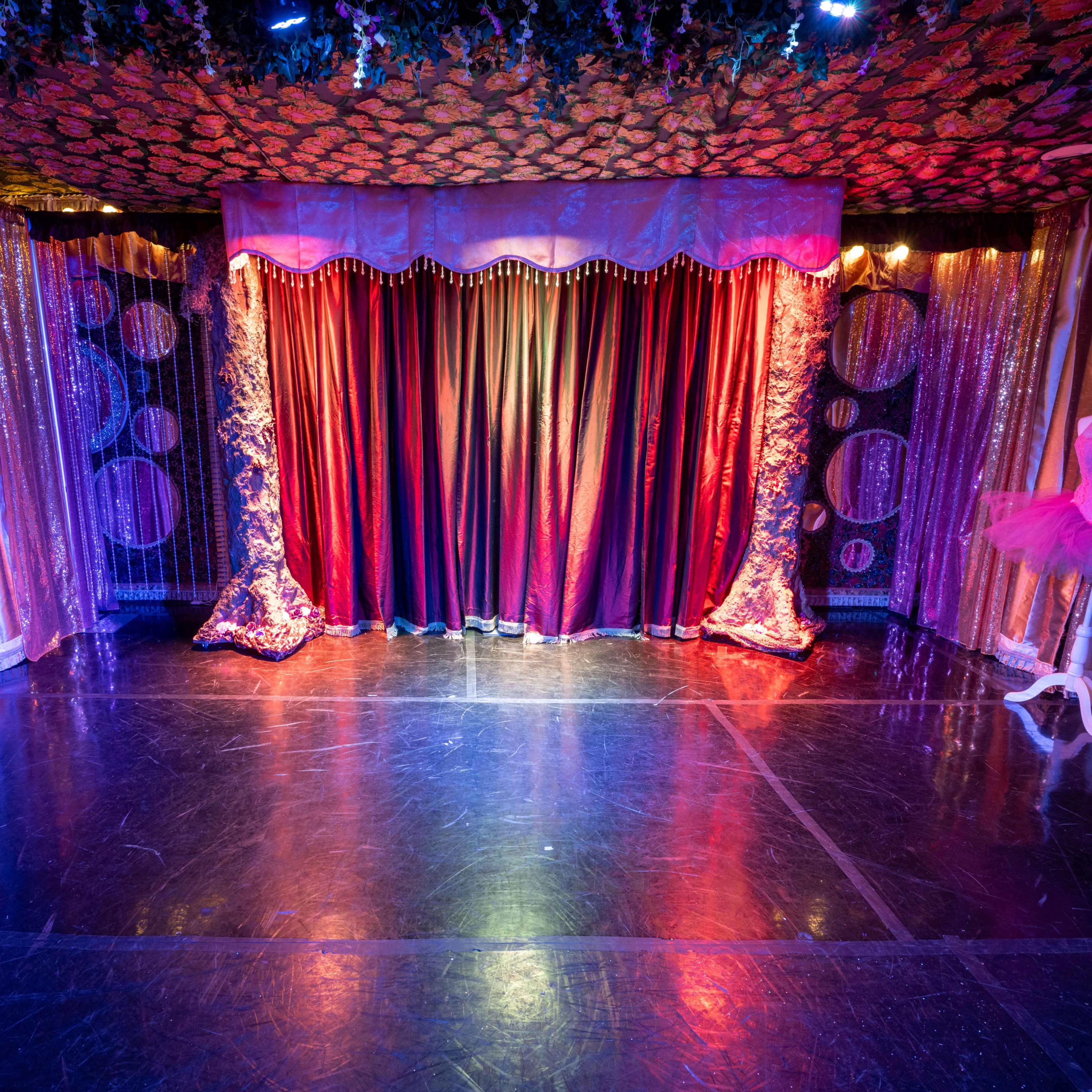 Beautiful Secret Gem of a Venue in Midtown Manhattan Image in Midtown Manhattan, New York, NY