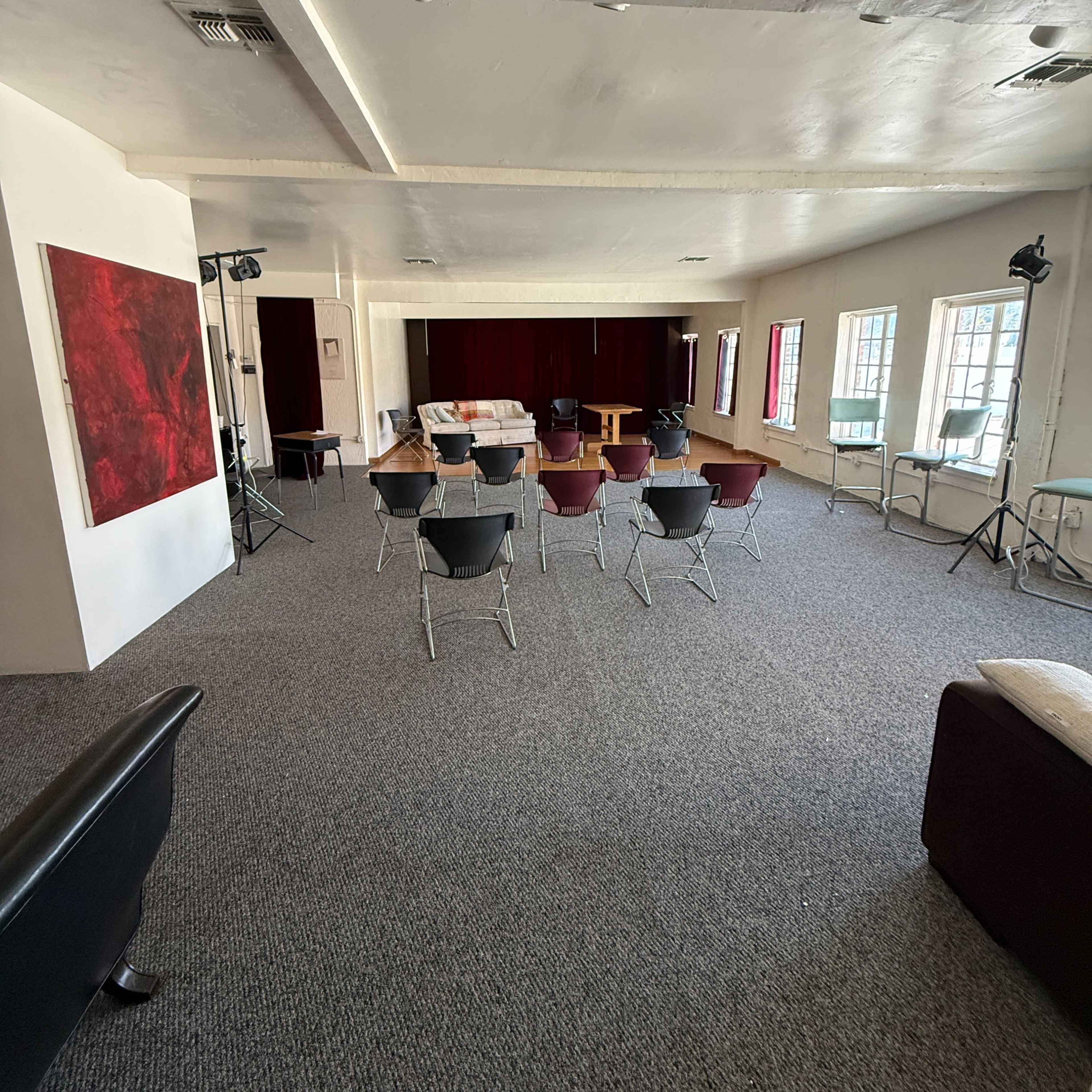 Bright and Versatile Los Feliz Studio Image in Los Feliz, Los Angeles, CA
