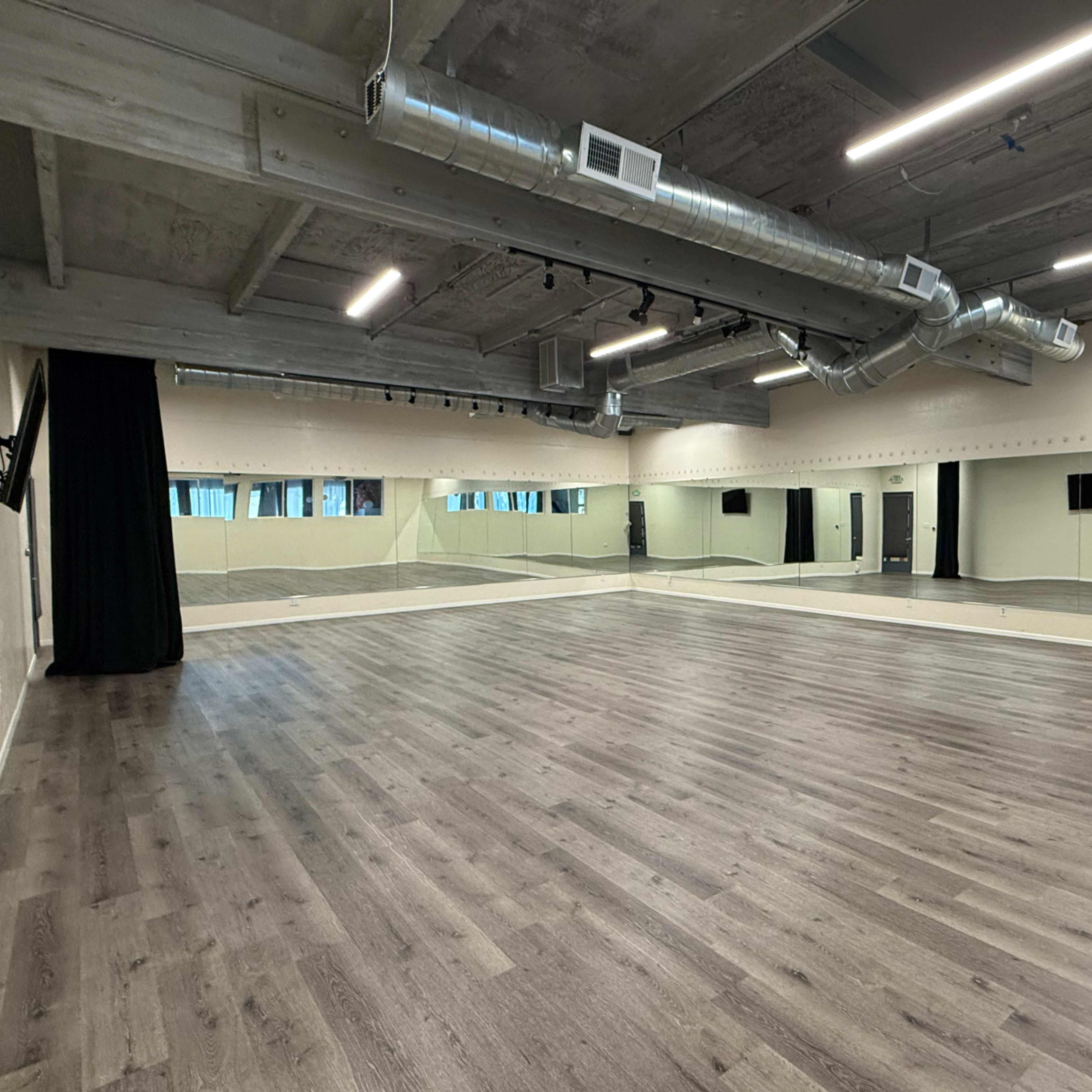 Event Studio, Dance place, Wedding and Birthday venue Image in Hillsdale, San Mateo, CA
